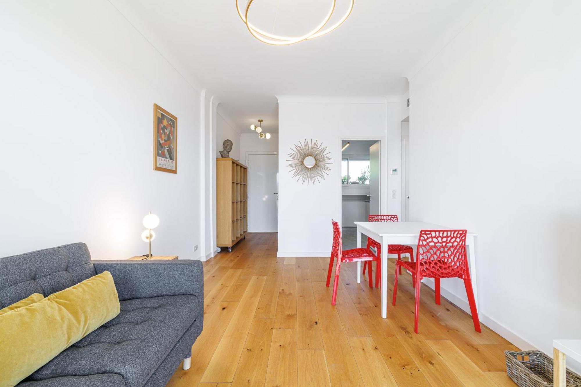 Apartment Quiet & Open View - 1 Bdr Large Terrace Nice