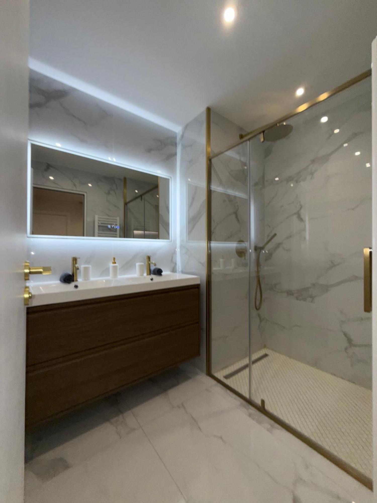 Beautiful 3 Rooms, Carre D 'or *