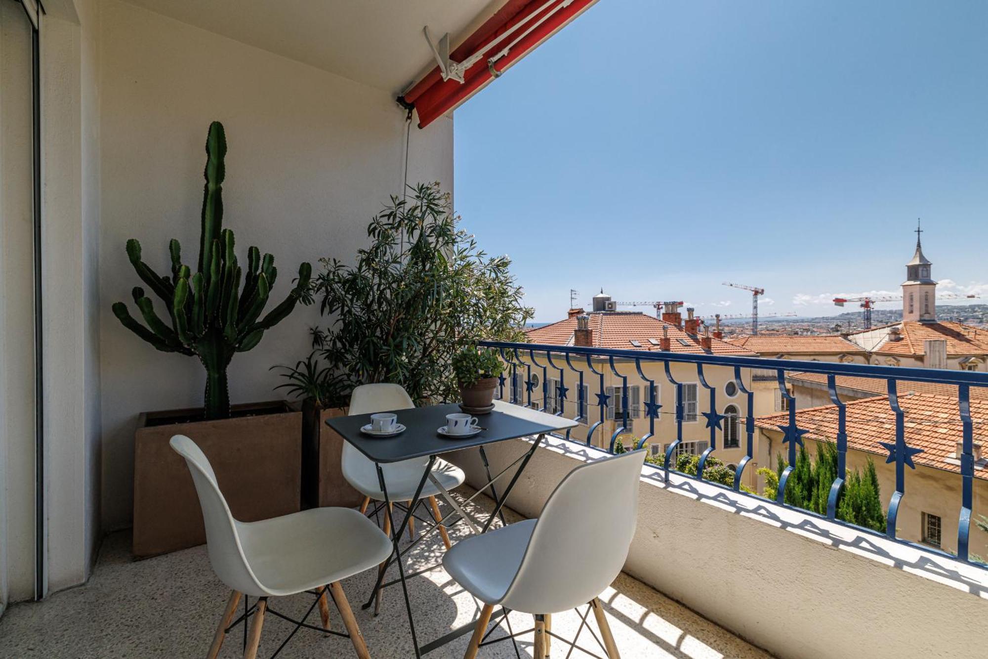 Quiet & Open View - 1 Bdr Large Terrace Apartment