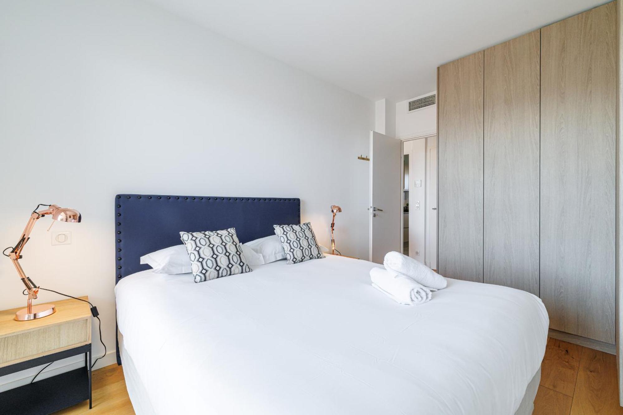 Quiet & Open View - 1 Bdr Large Terrace Apartment Nice