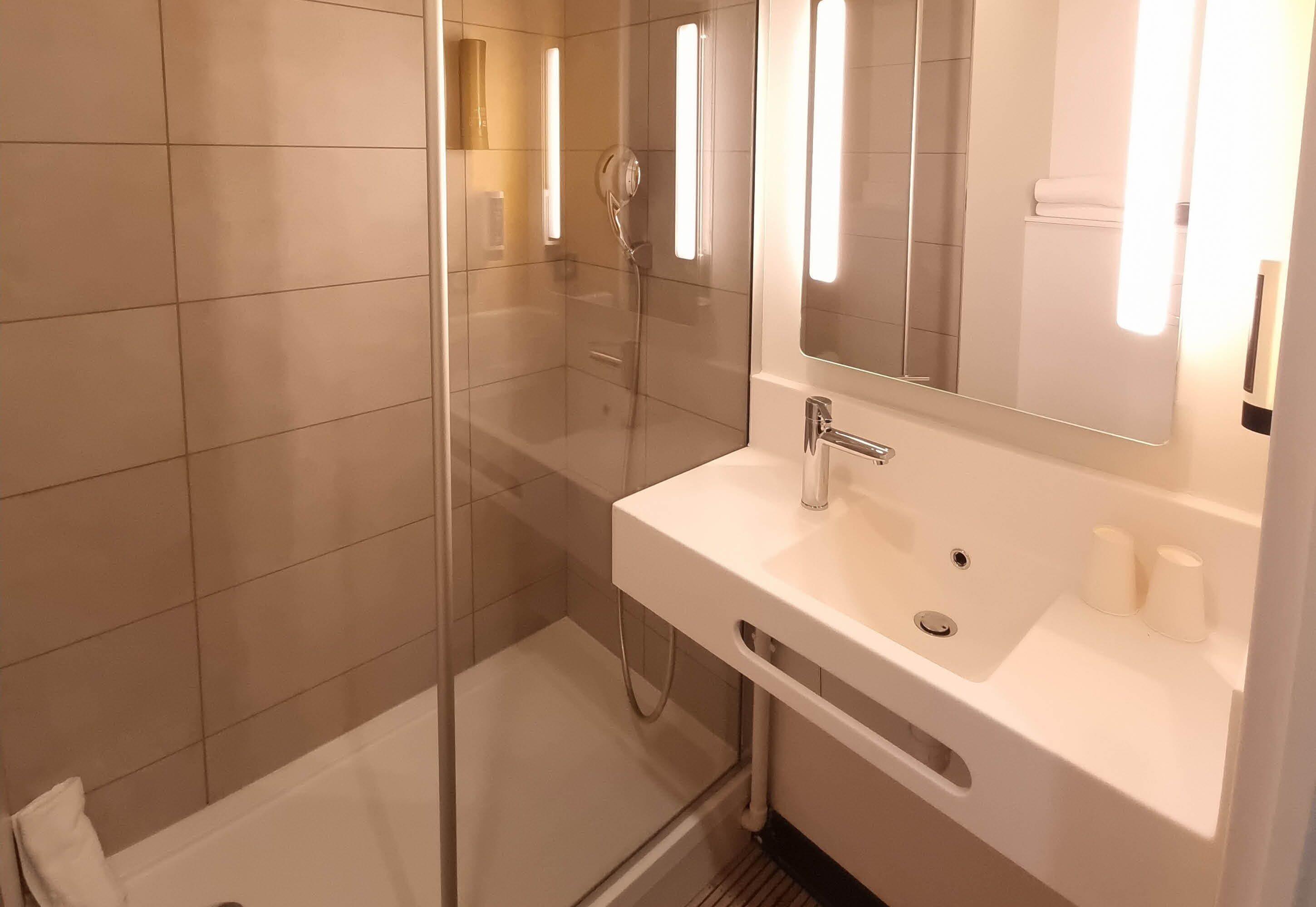 Stade Riviera Hotel