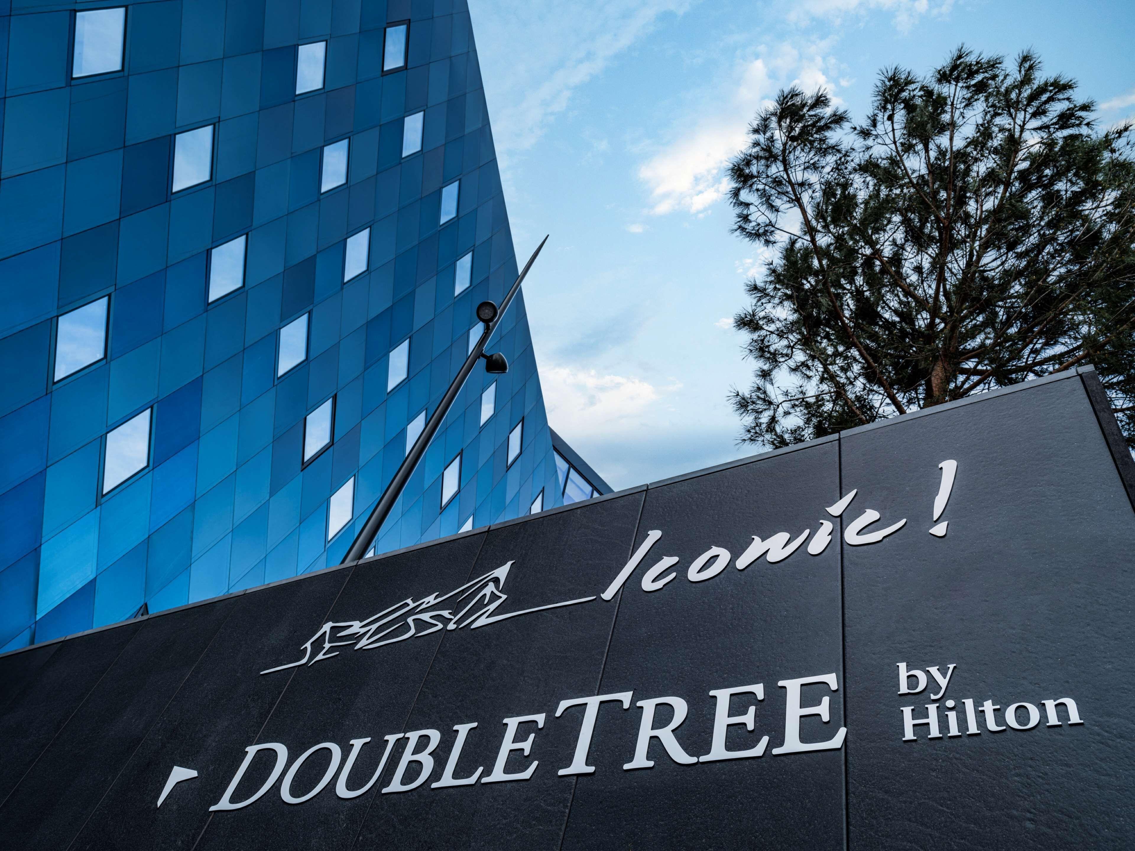 Doubletree By Hilton Centre Iconic
