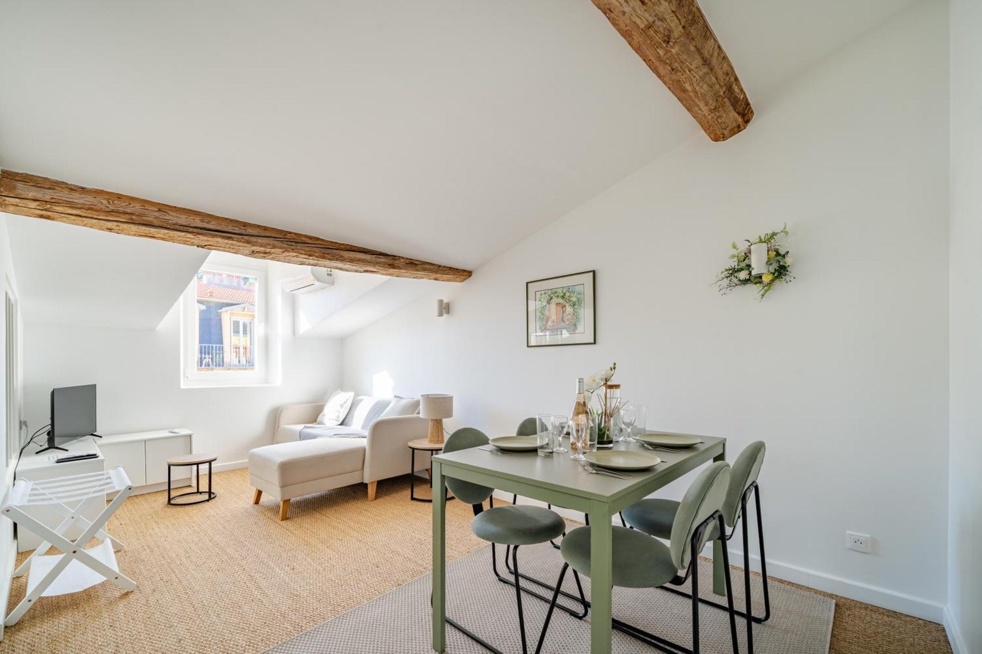 Port De - Cosy Flat - 1 Bed - Ac Apartment *