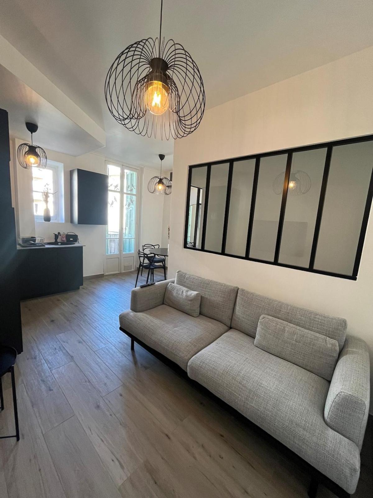 2 Pieces - Hyper Centre De Apartment