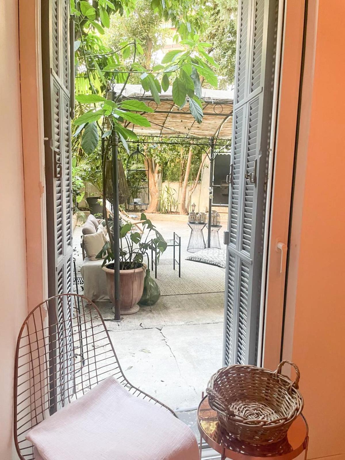 With Private Garden In Center Nice