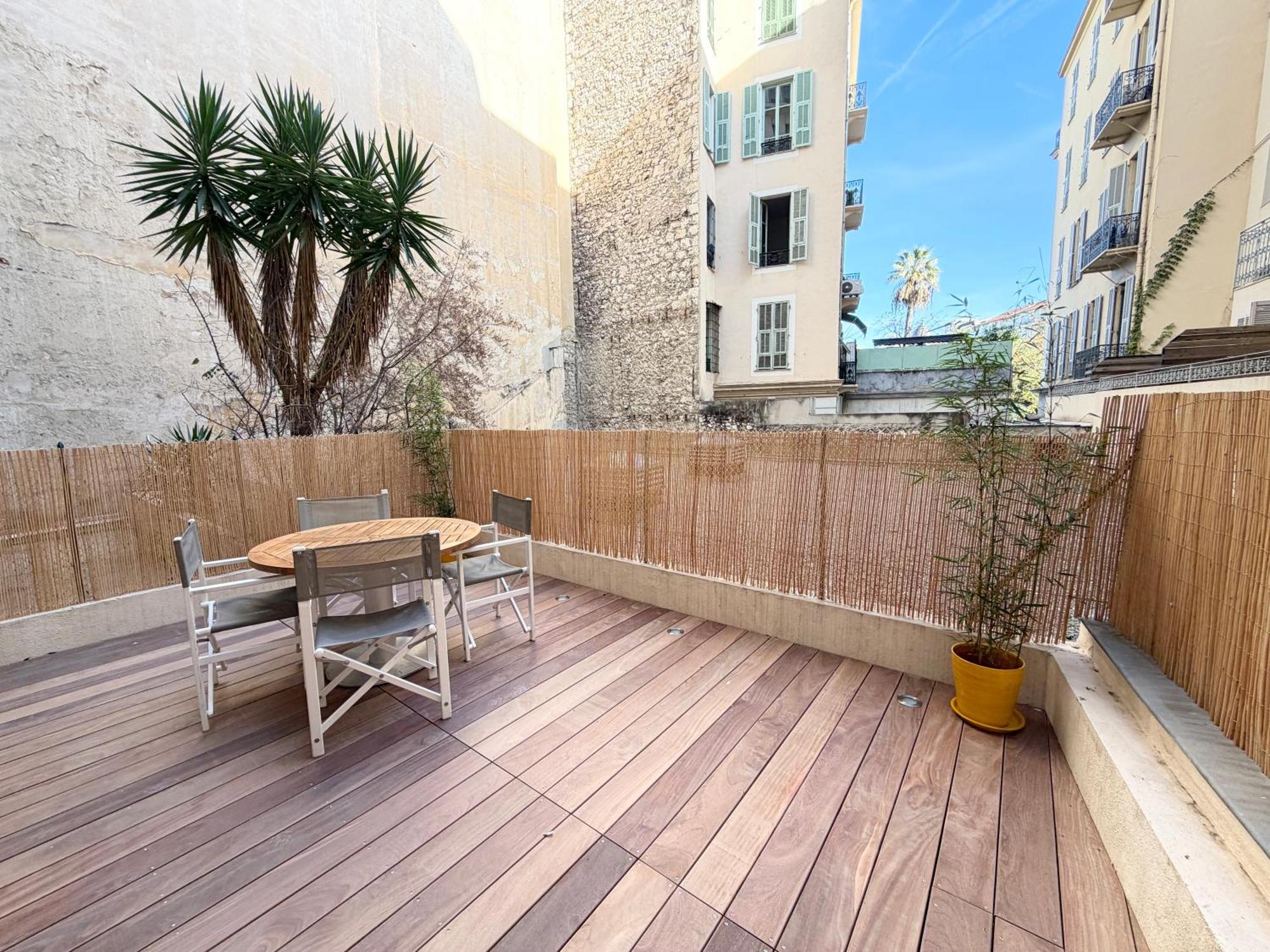 Apartment 2p Neuf Avec Terrasse, Proche *