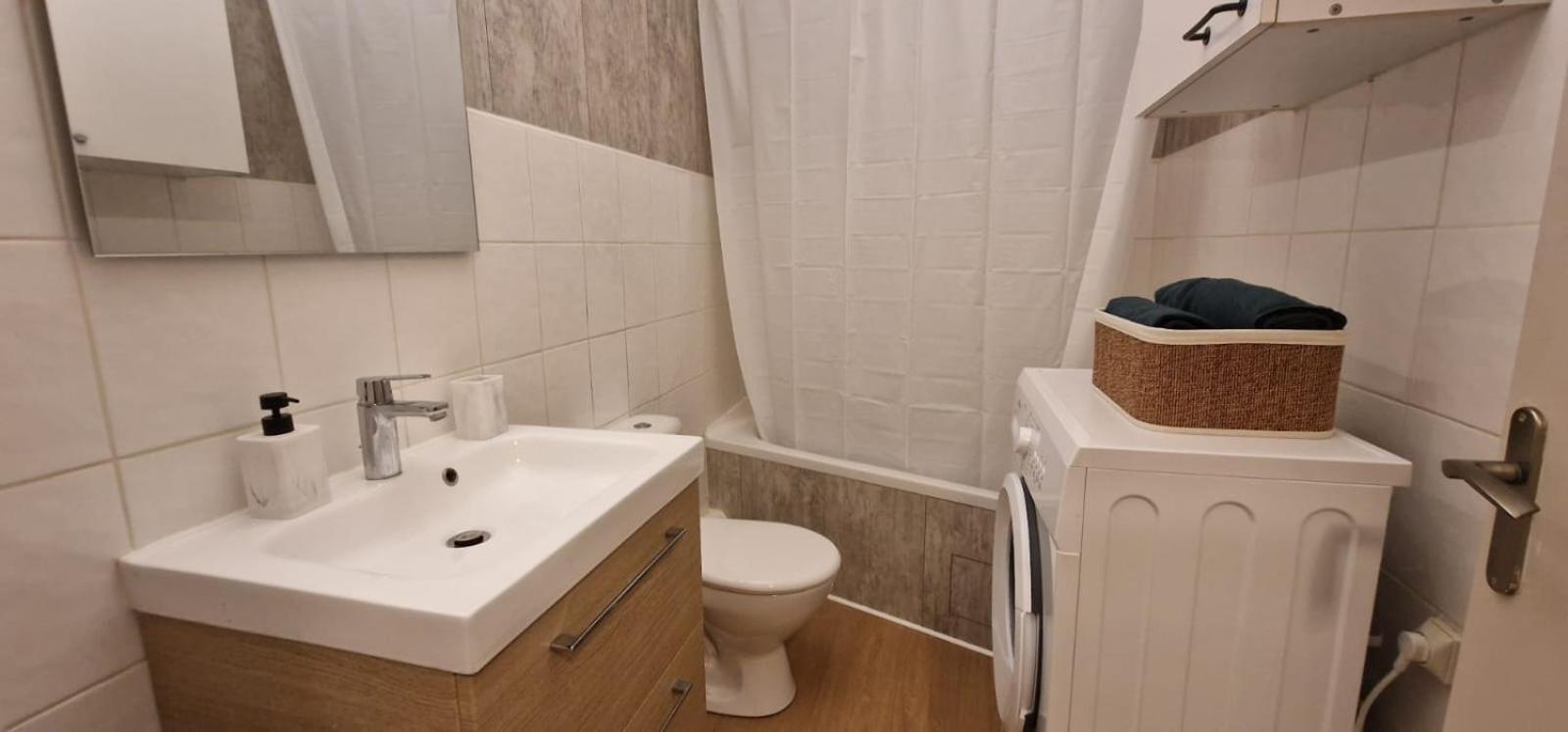 Le Cocon De La Prom Apartment