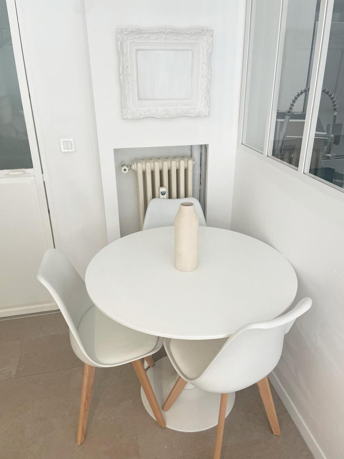 Apartment With Private Garden In Center Nice