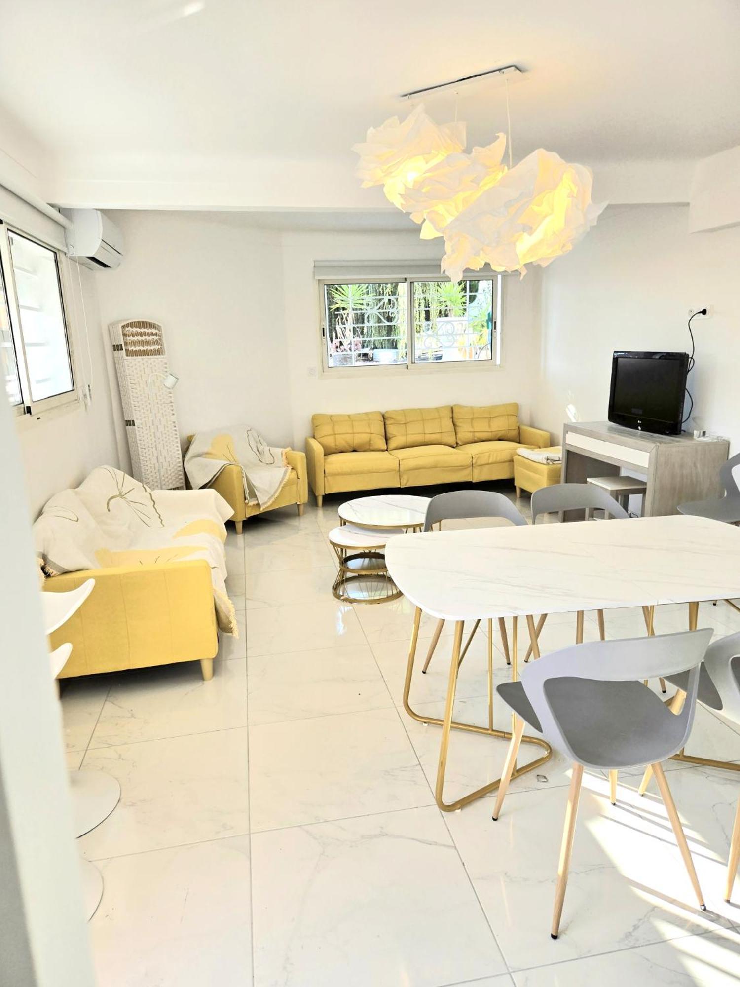 Le Mazet, Nice, Piscine, Vue Mer, Promenade Des Anglais, Baie Des Anges * Nice