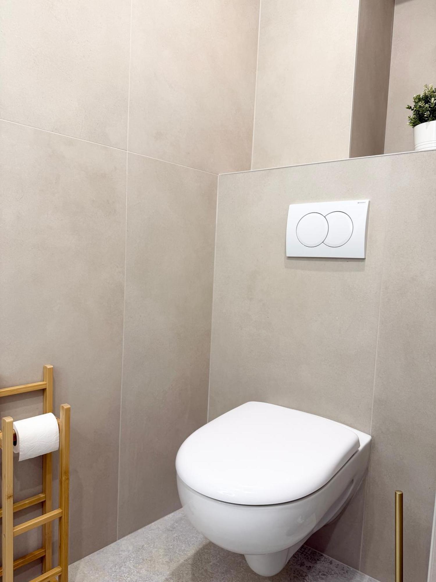 2p Neuf Avec Terrasse, Proche Apartment Nice