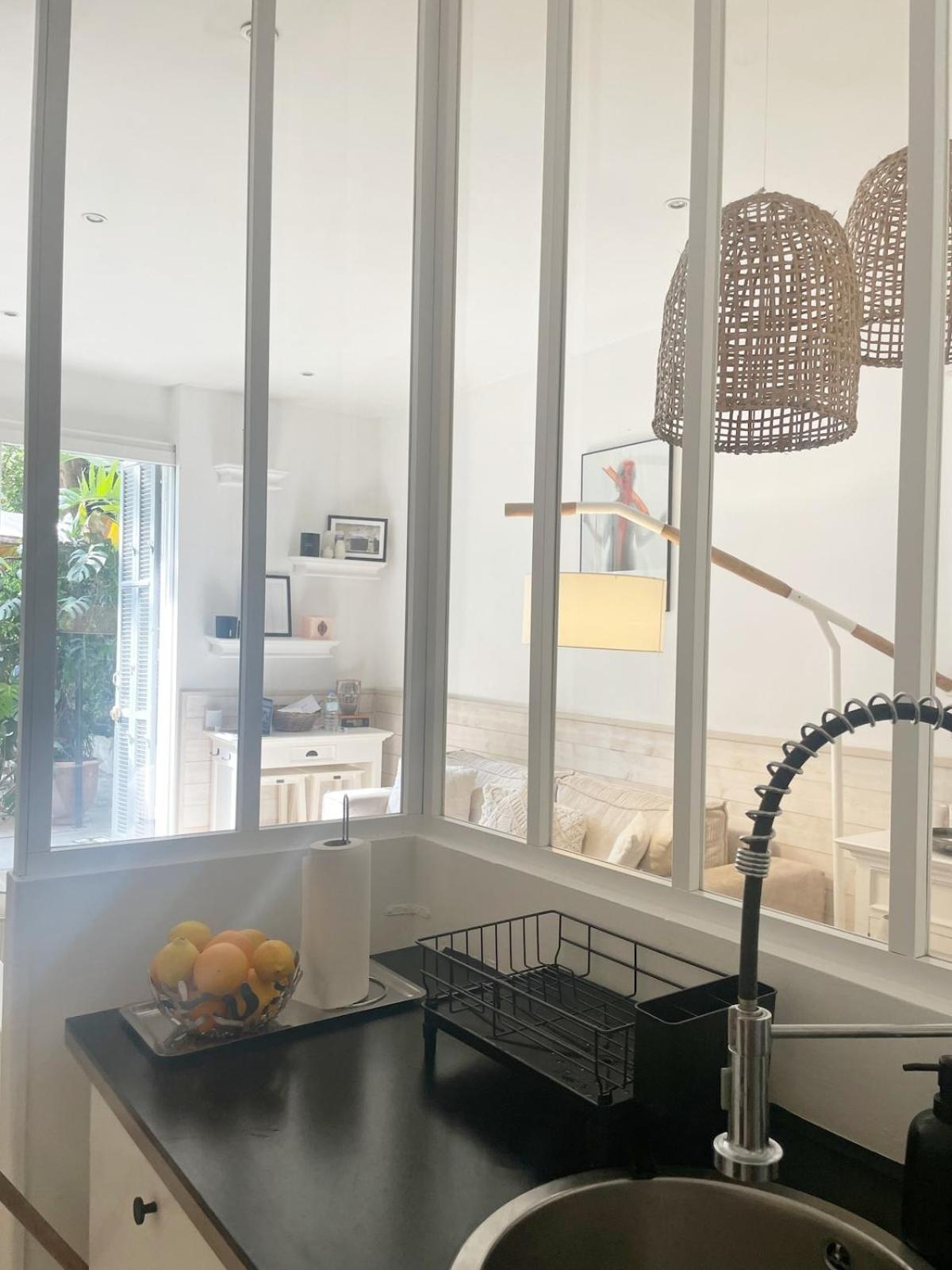 Apartment With Private Garden In Center Nice