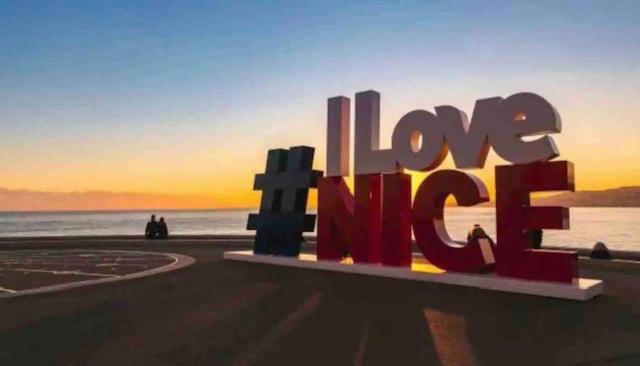 Au Coeur Du Vieux Nice, Superbe Refait A Neuf