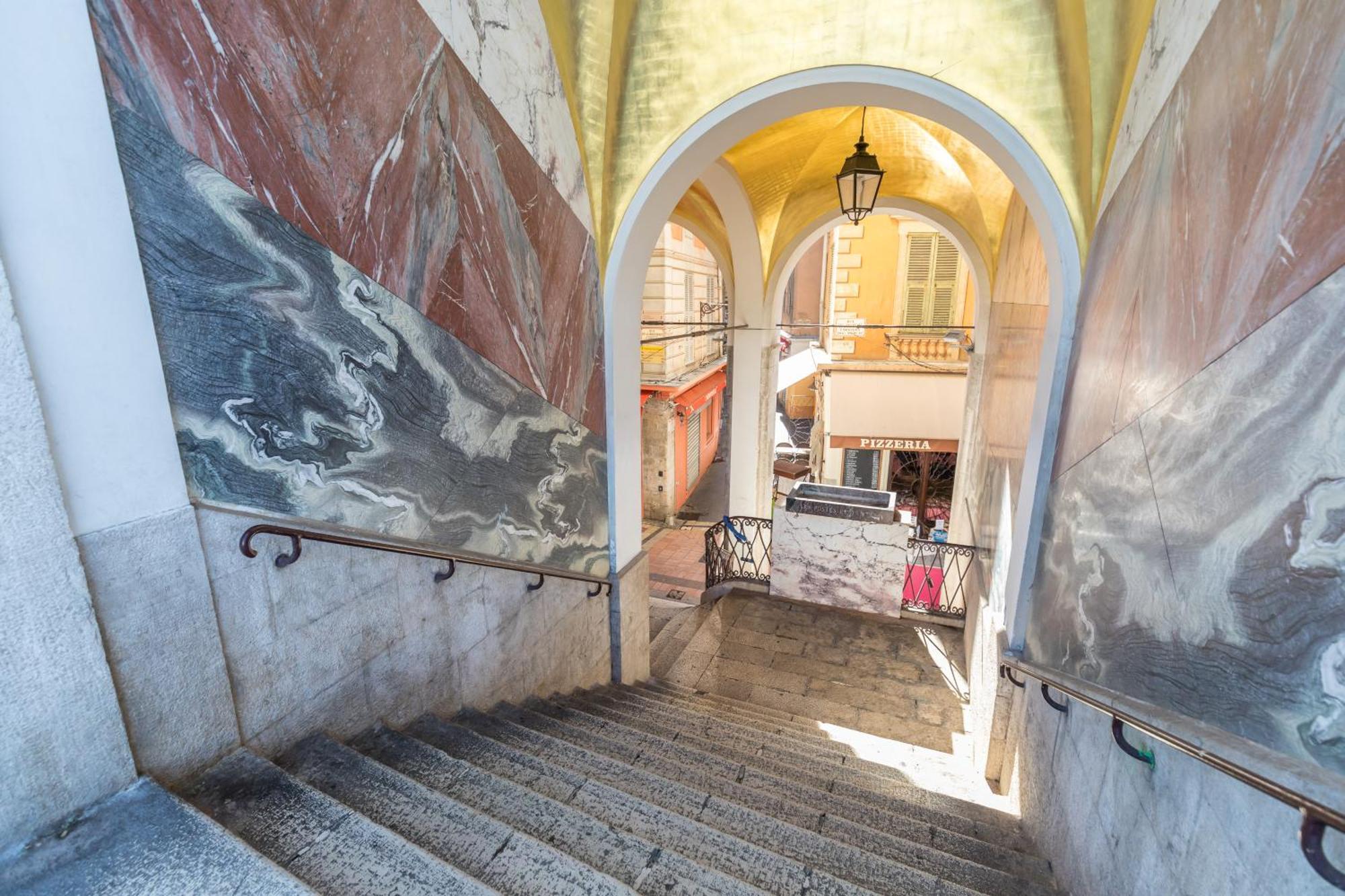 En Plein Coeur De La Vieille A Nice