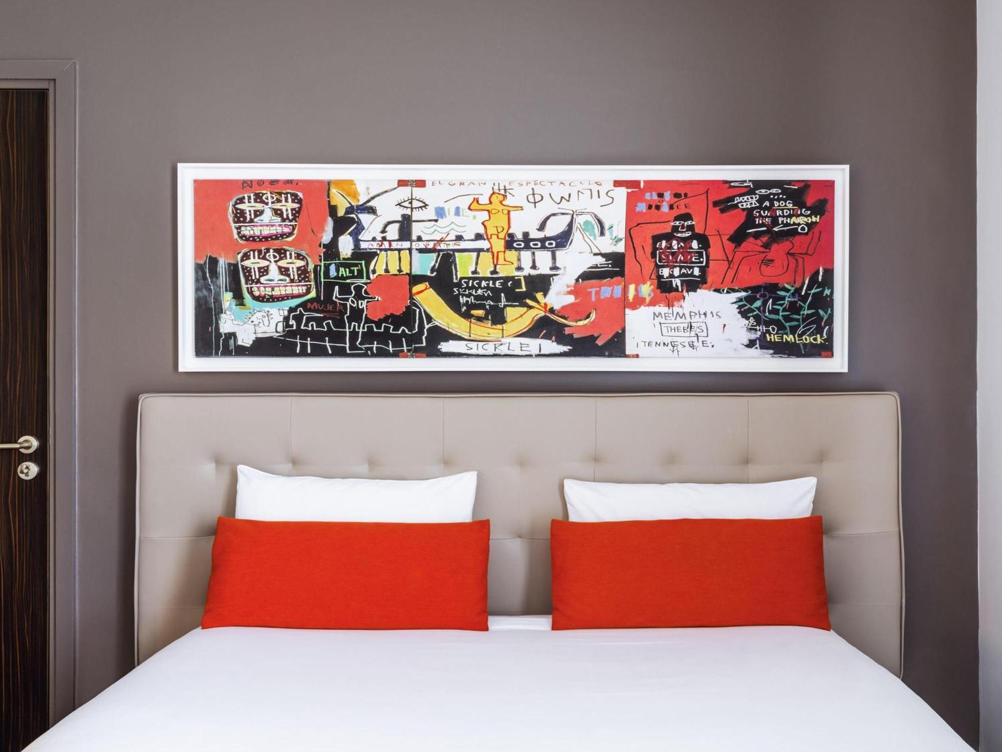 Adagio Centre Aparthotel Nice