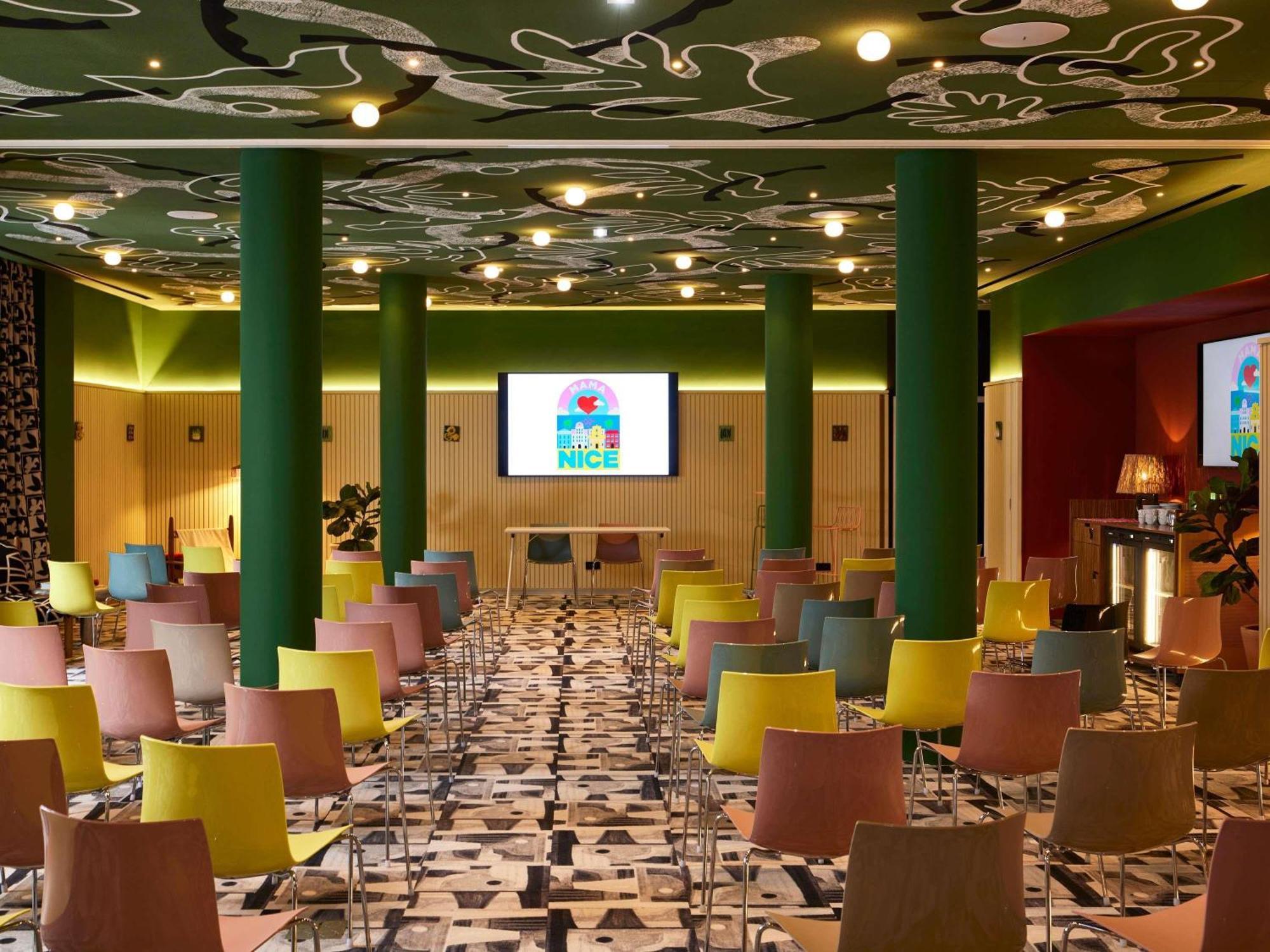 Mama Shelter Hotel