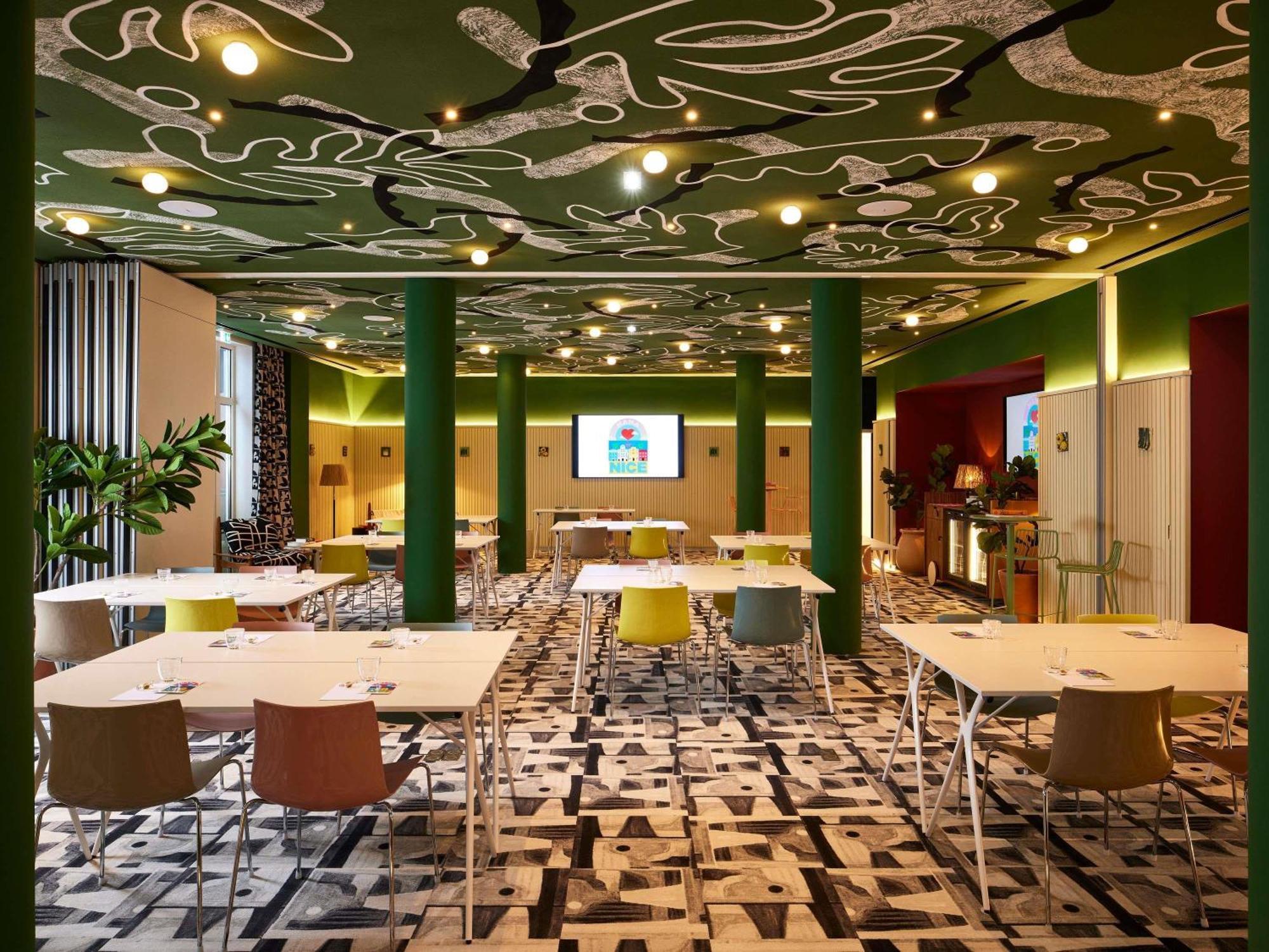 Hotel Mama Shelter