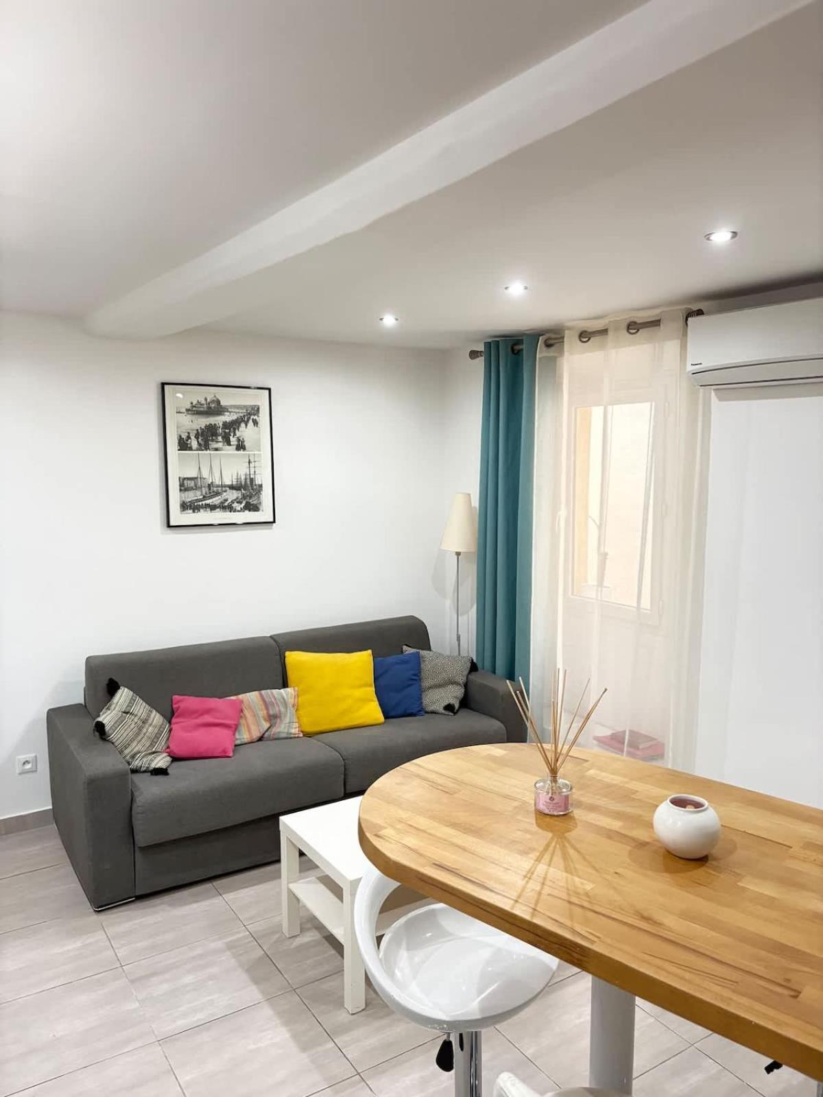 Elegant T2 Climatise Vieux Garibaldi Apartment Nice