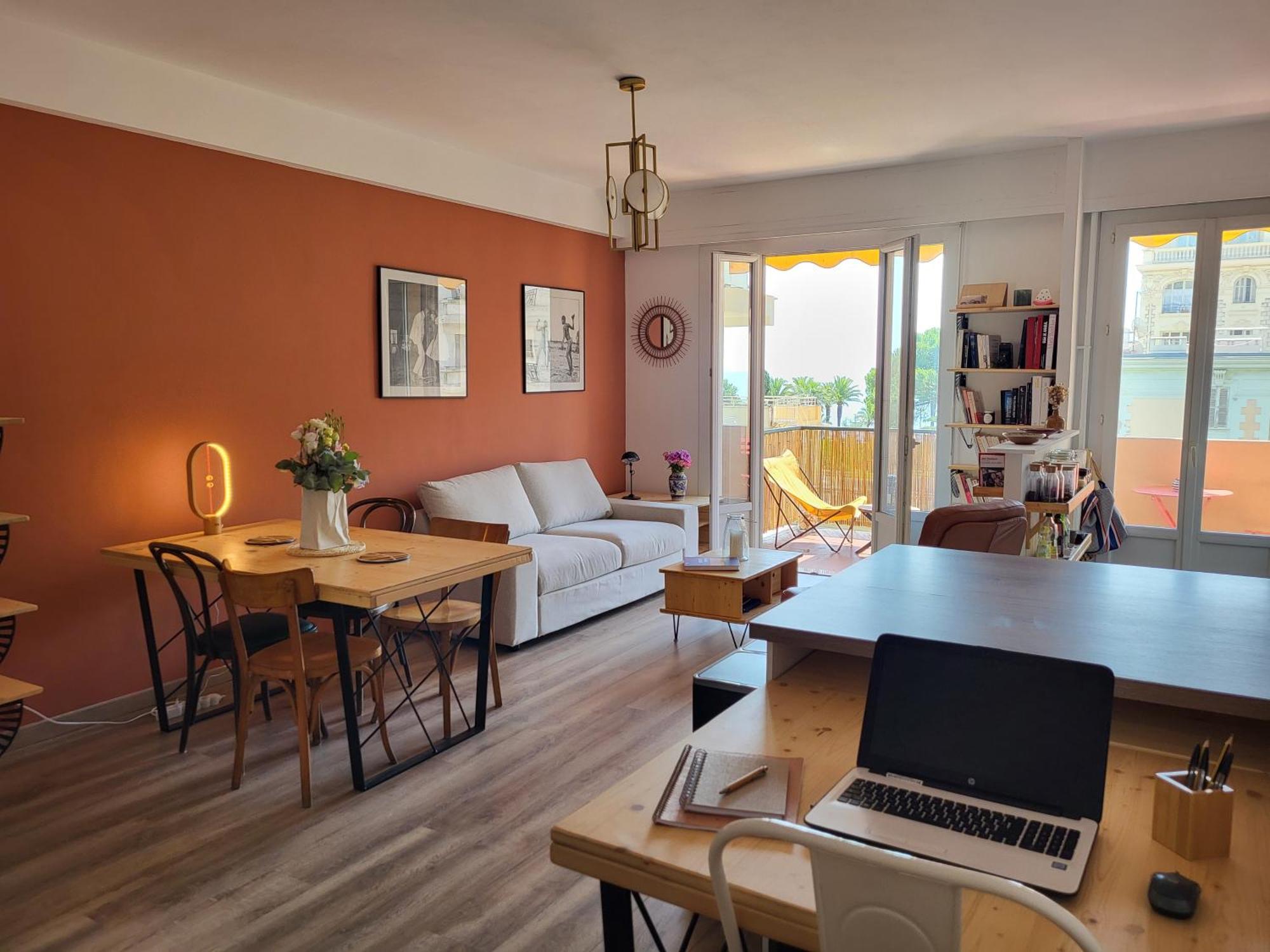 2p Cosy Avec Terrasse, Vue & Plages A Pied Nice