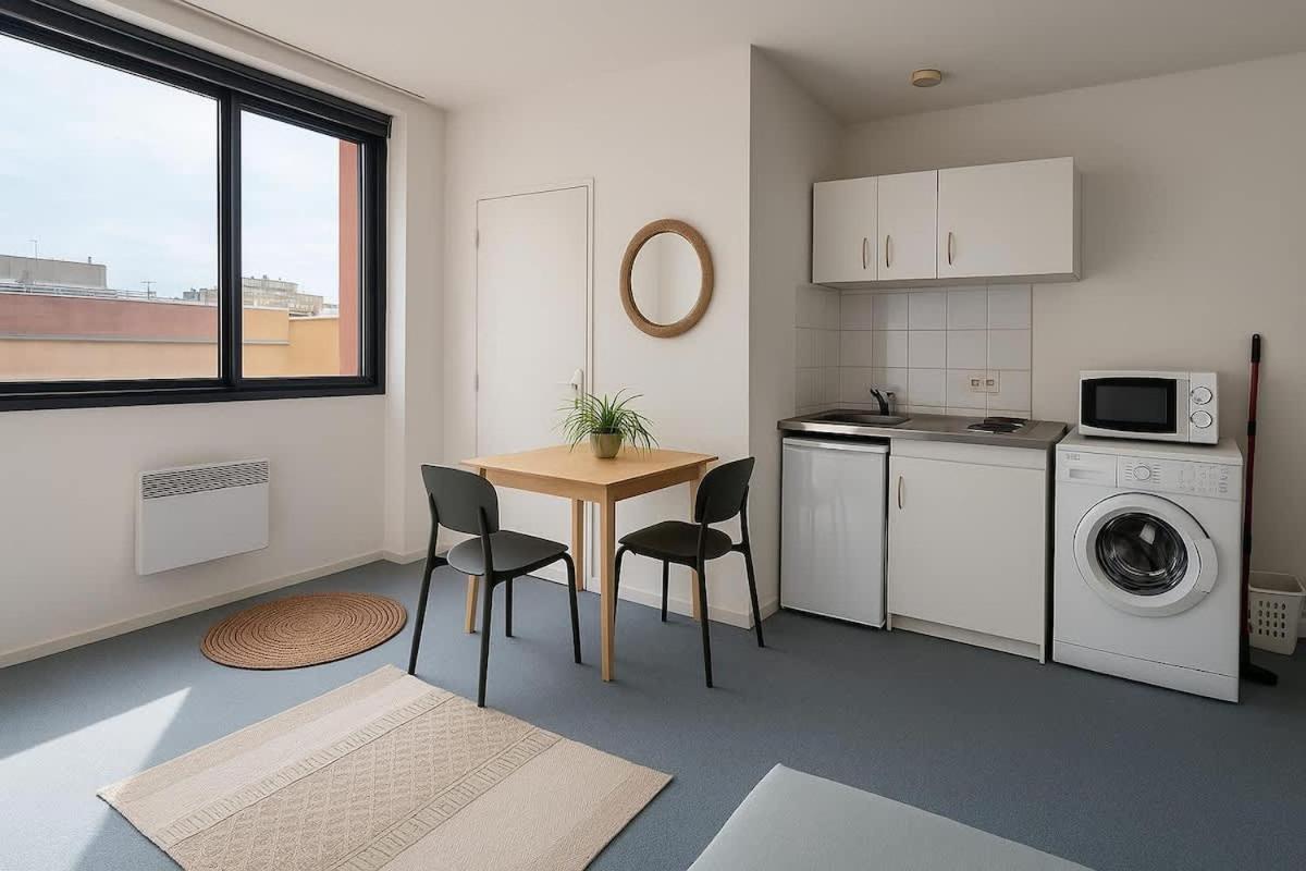 Bright In - Mobility Lease Only - Wifi