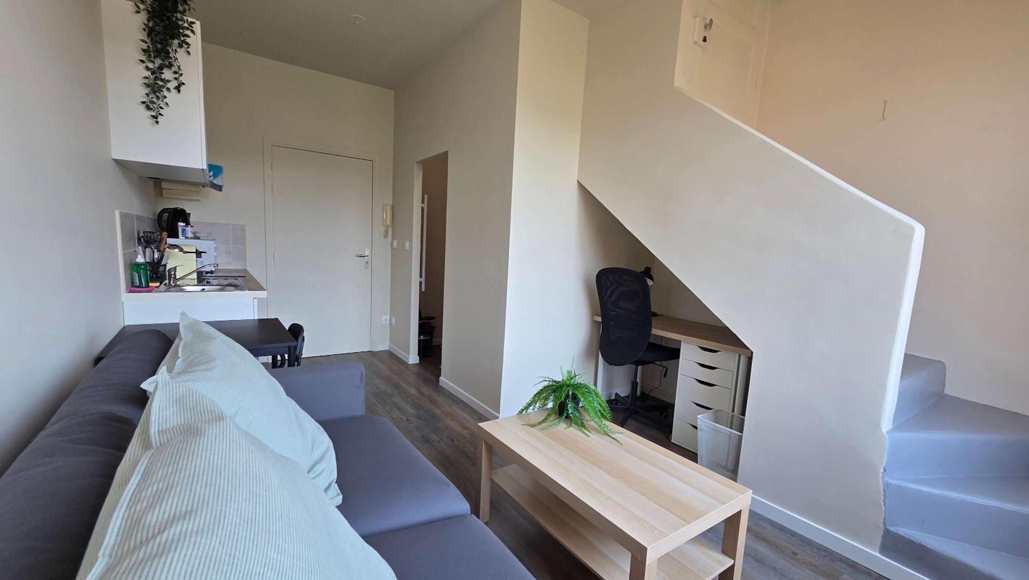 Lx155 Roof Terrace Center Mobility Lease Apartment *