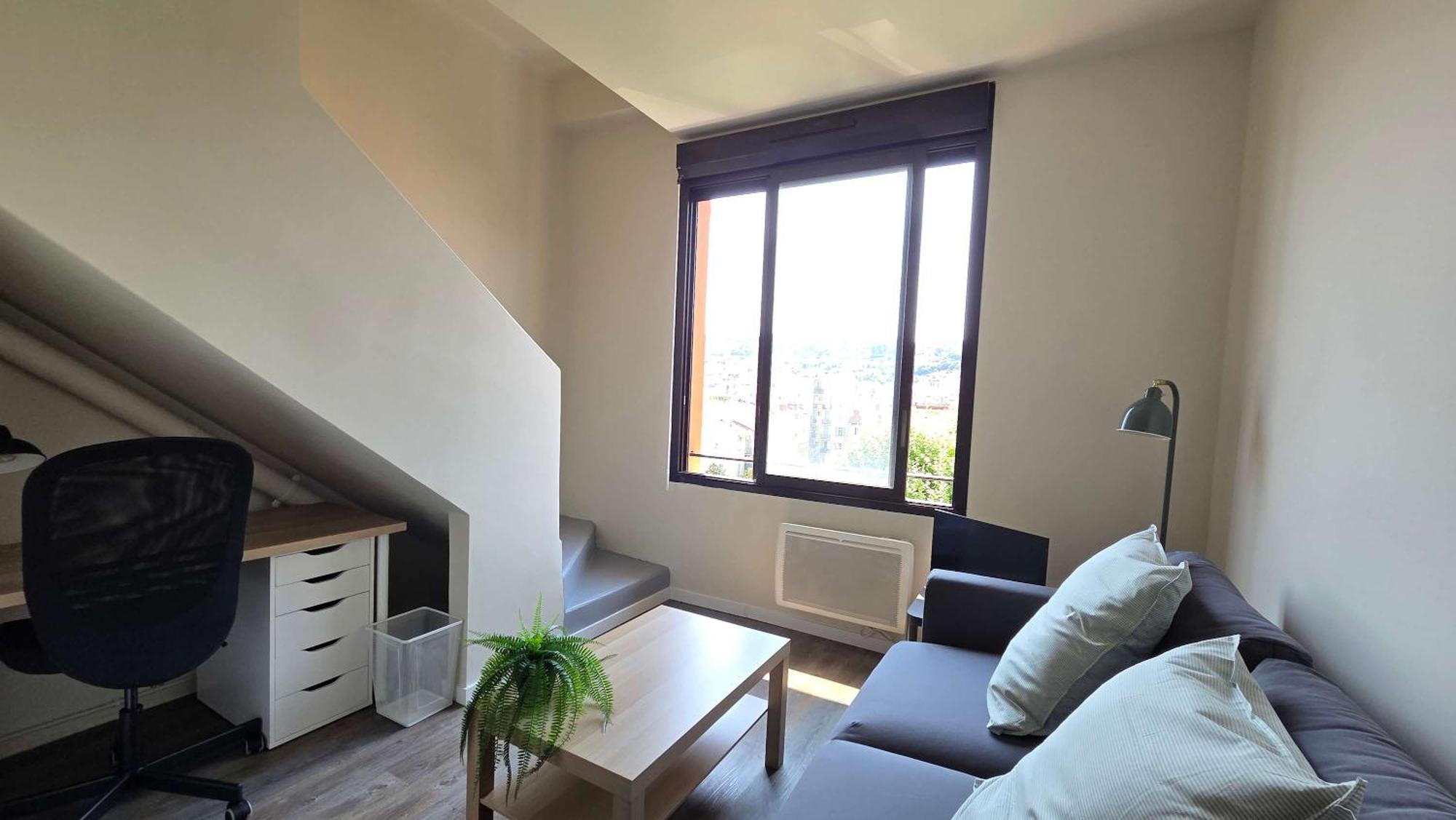 Apartment Lx155 Roof Terrace Center Mobility Lease