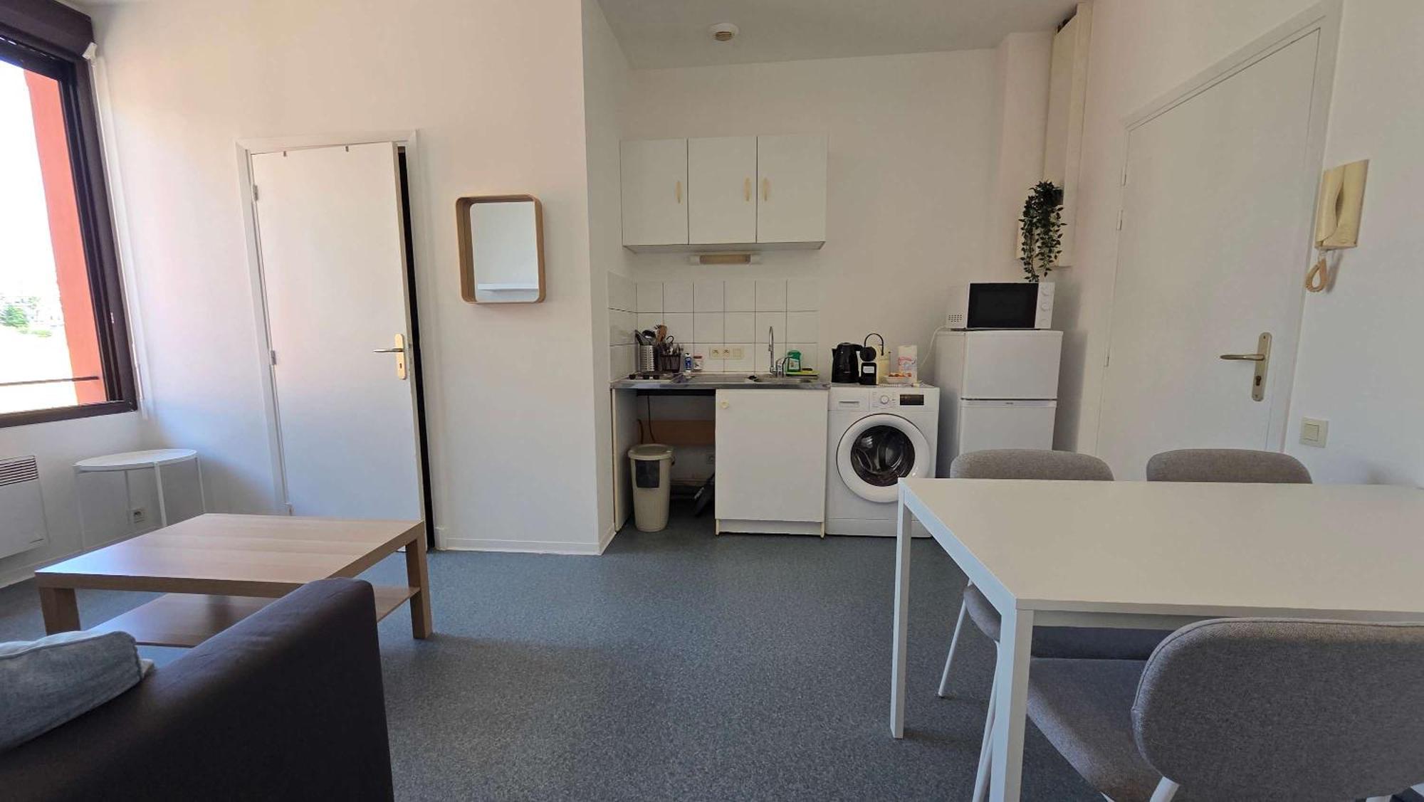 Apartment Lx137 1-bedroom - Downtown - Mobility Lease *