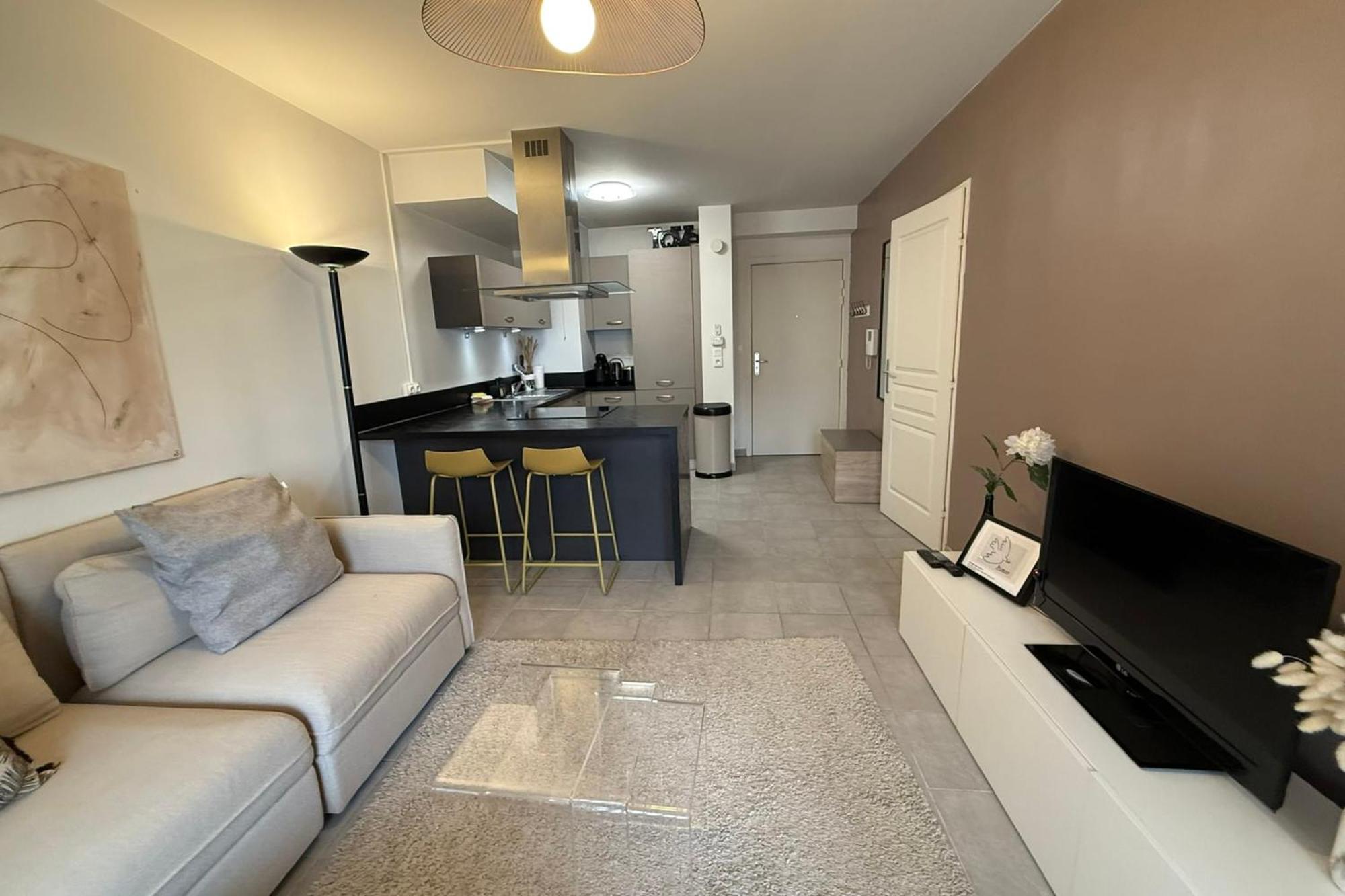 Cozy In The Heart Of Nice