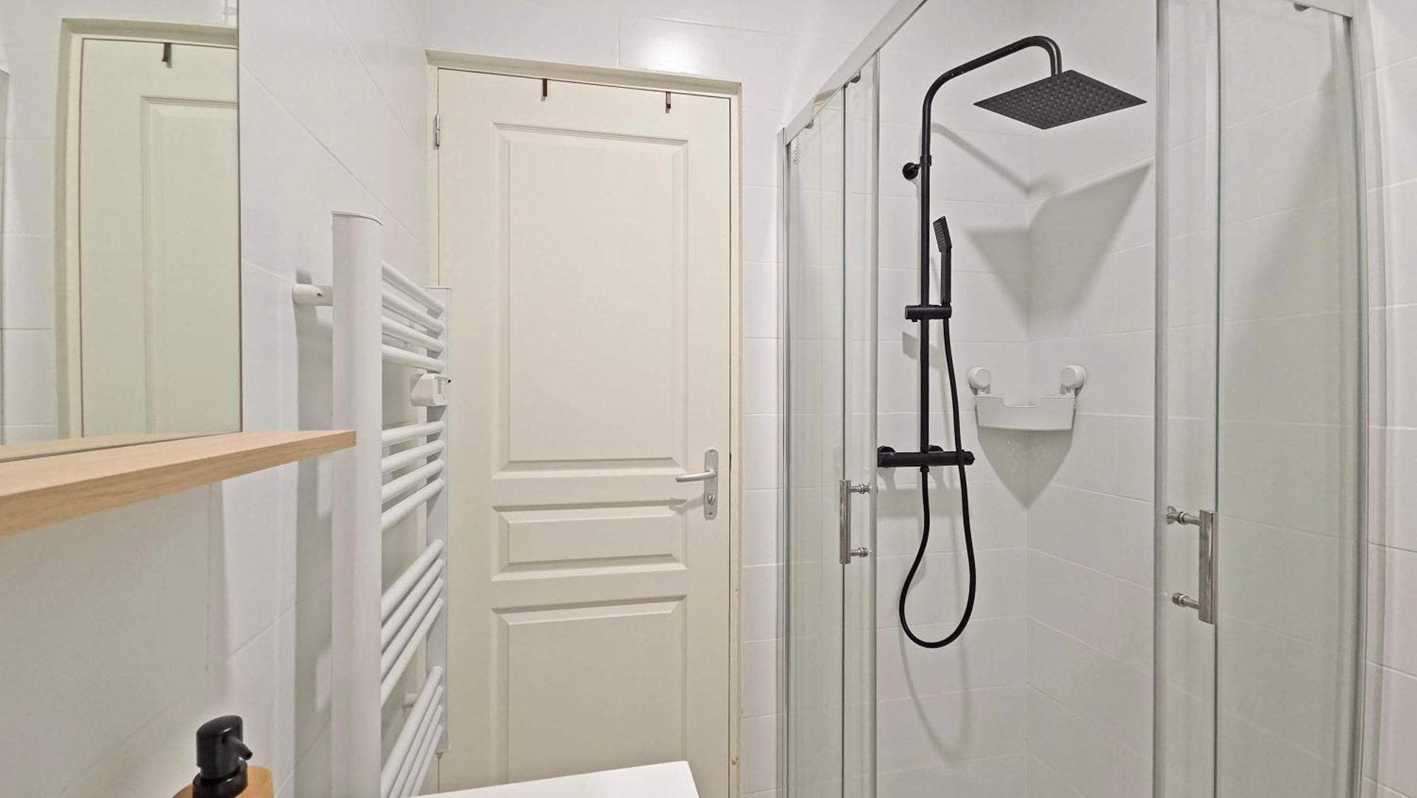 Lx149 Lumineux Fonctionnel - Bail Mobilite *