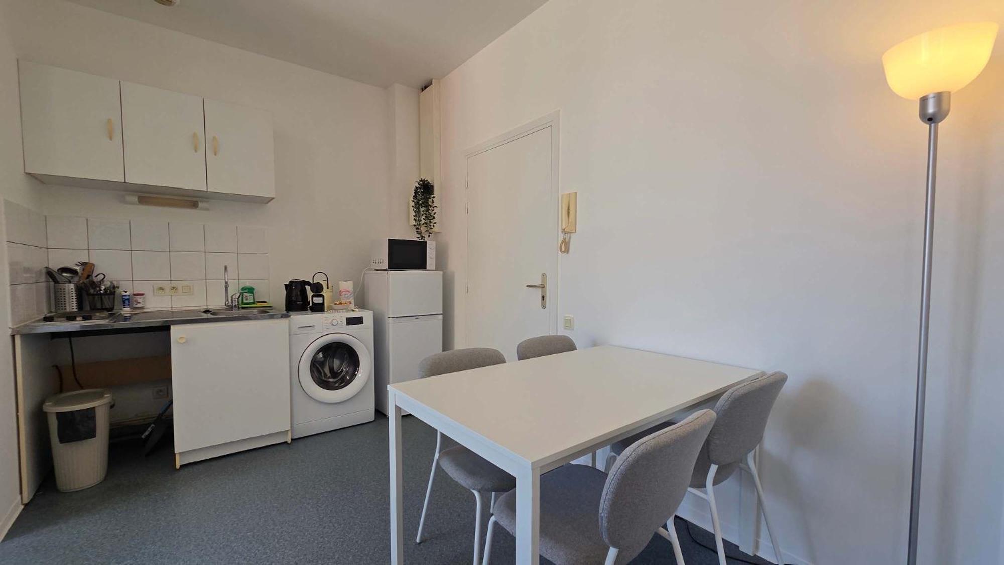 Lx137 1-bedroom - Downtown - Mobility Lease