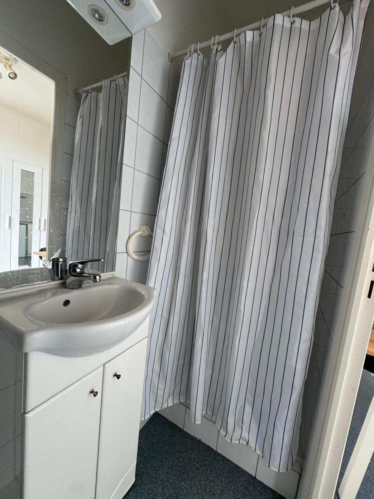 Apartment Bright In - Mobility Lease Only - Wifi *