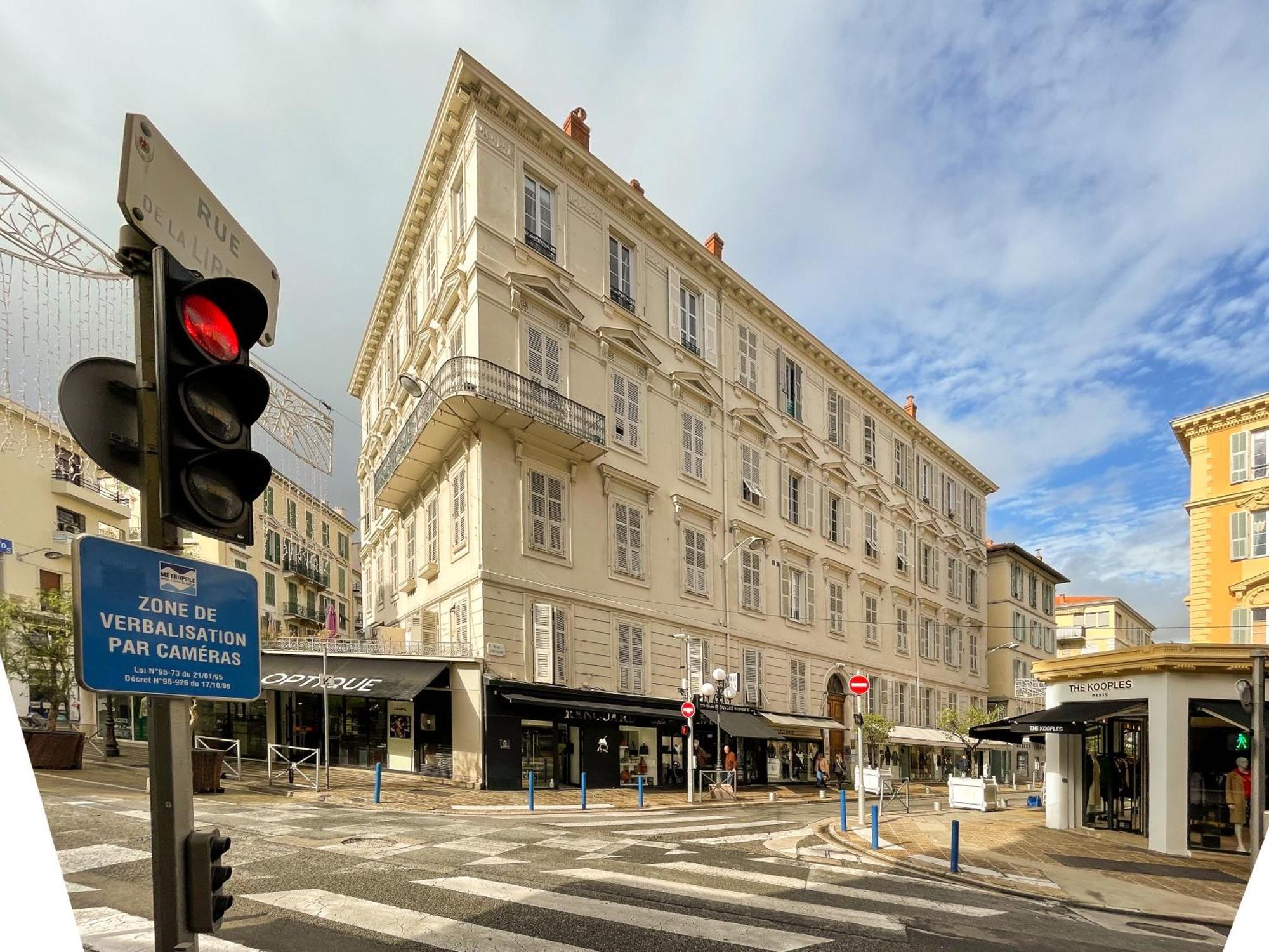 Le Carre D'or 2 Pers Wifi Ac * Nice