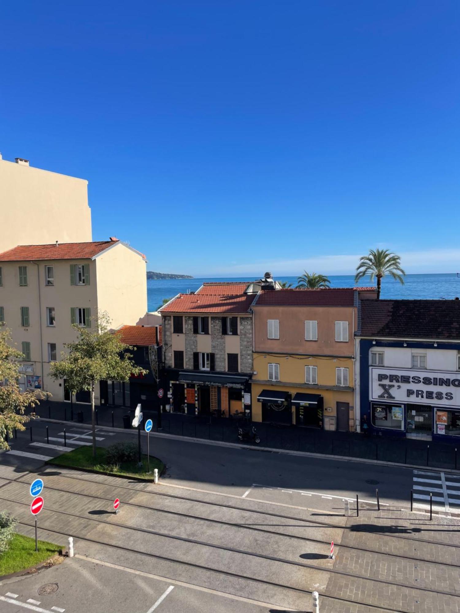 Comfy 2 Min To - Ac * Nice