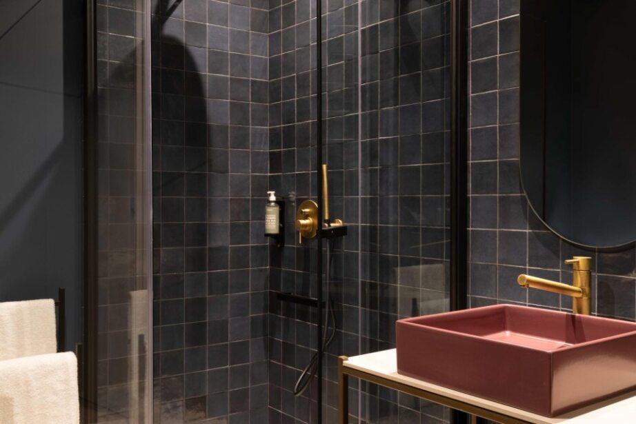 Ikonik Jean Medecin Hotel