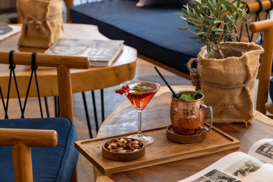 Ikonik Jean Medecin Hotel Nice