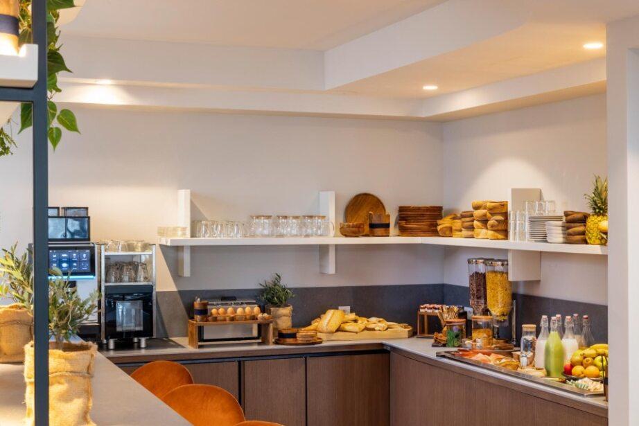 Ikonik Jean Medecin Hotel Nice