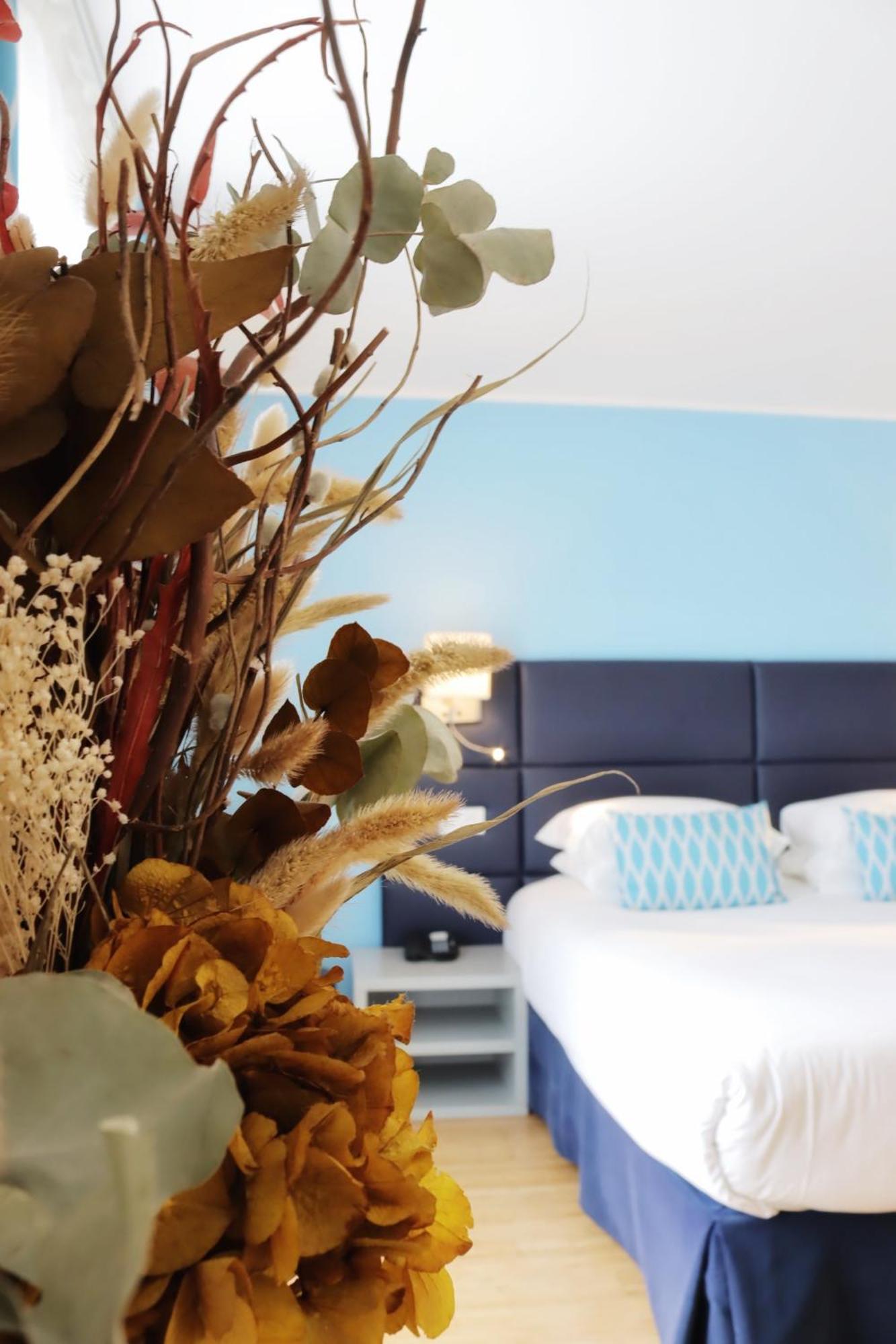 Riviera Hotel