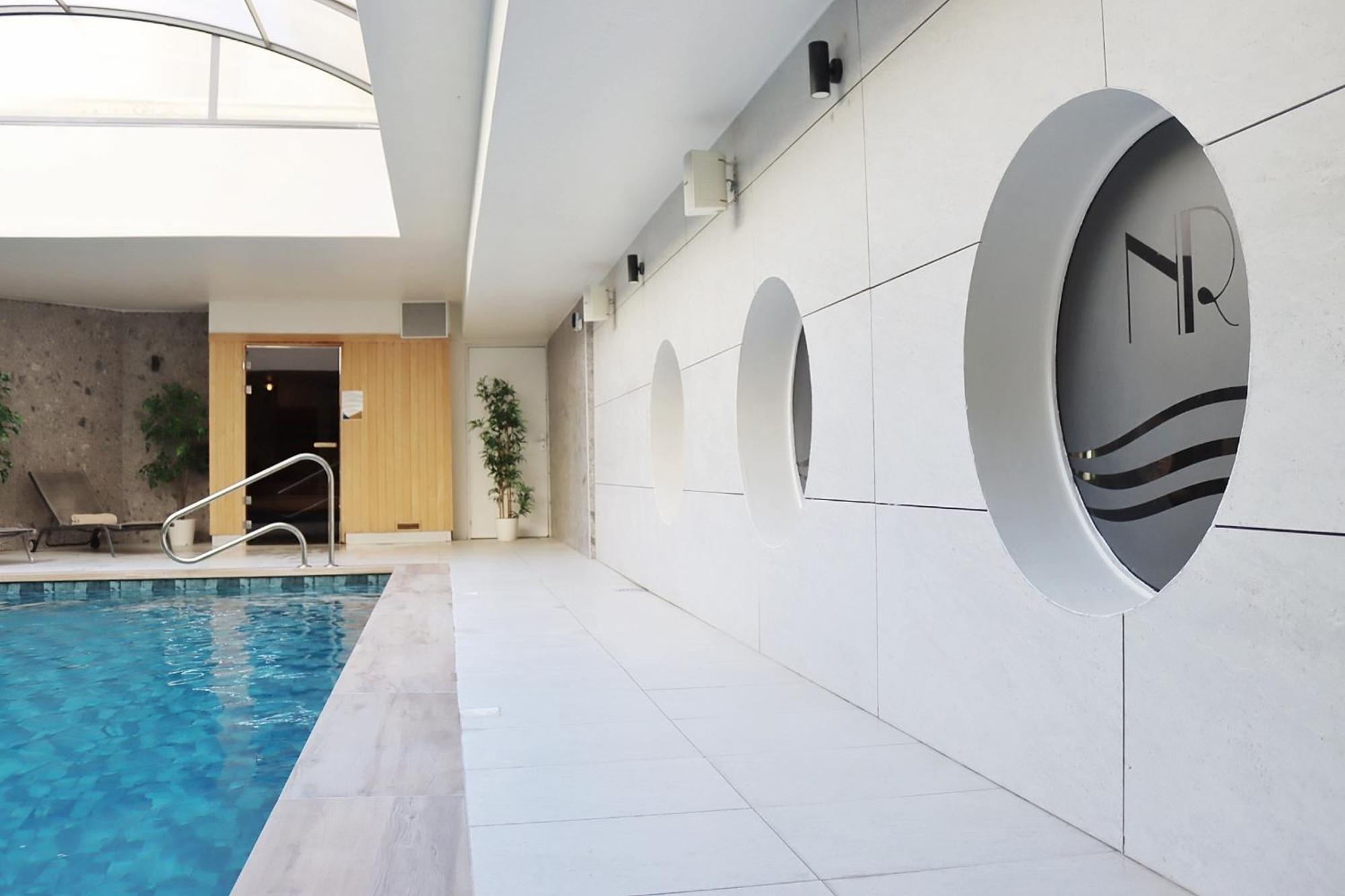 Riviera Hotel 4*
