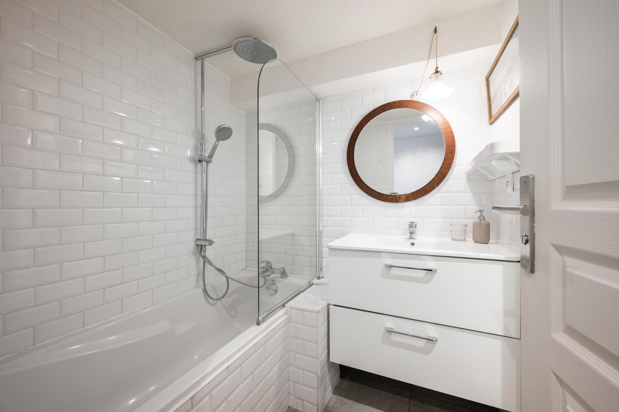 Apartment Nice-duplex-plage-climatisation *