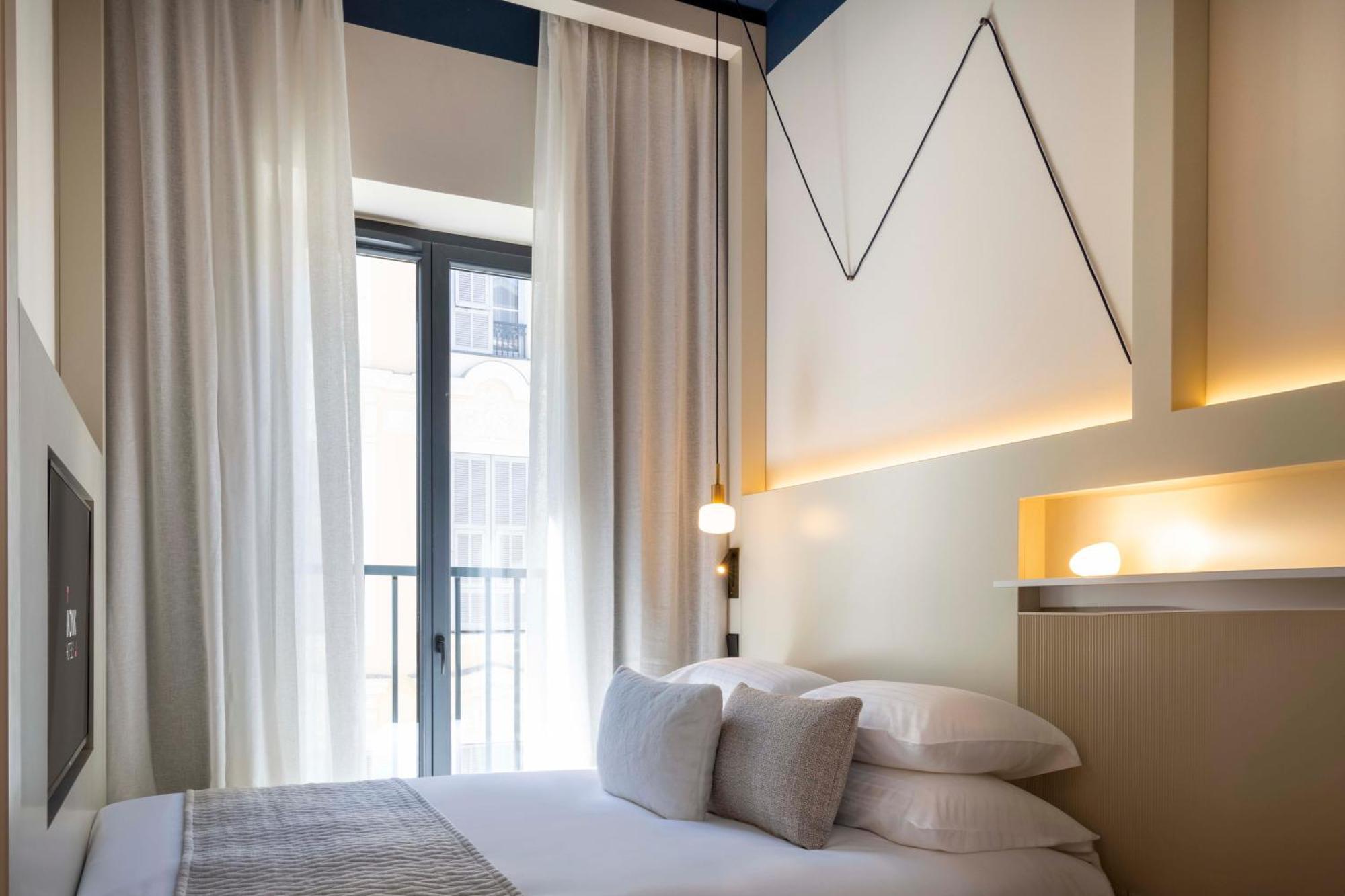 Hotel Ikonik Jean Medecin 4*