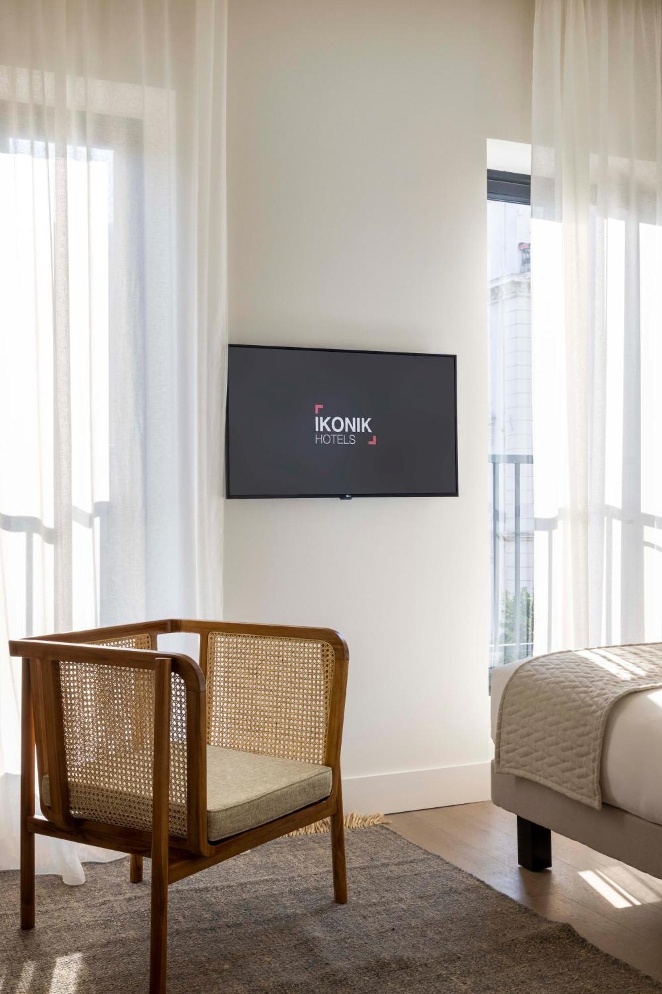 Ikonik Jean Medecin Hotel Nice