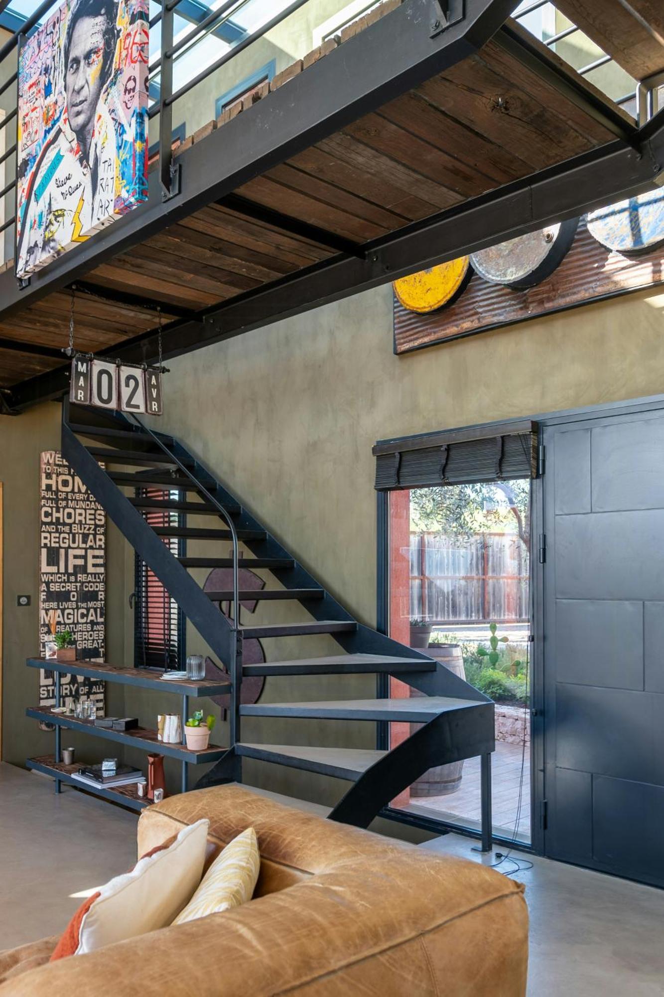 Contemporary With Views Of Cap D'antibes * Nice