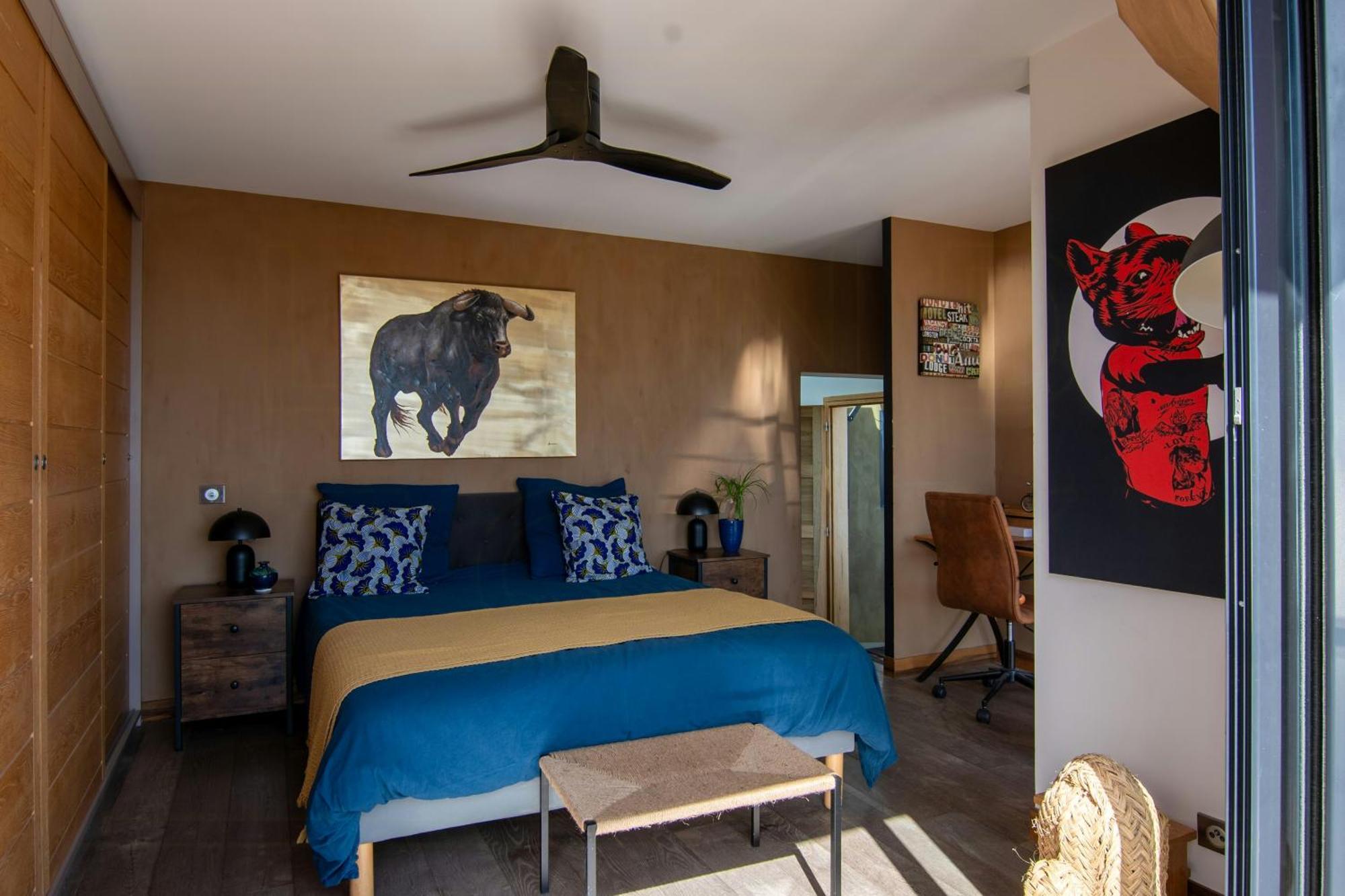 Contemporary With Views Of Cap D'antibes Holiday home