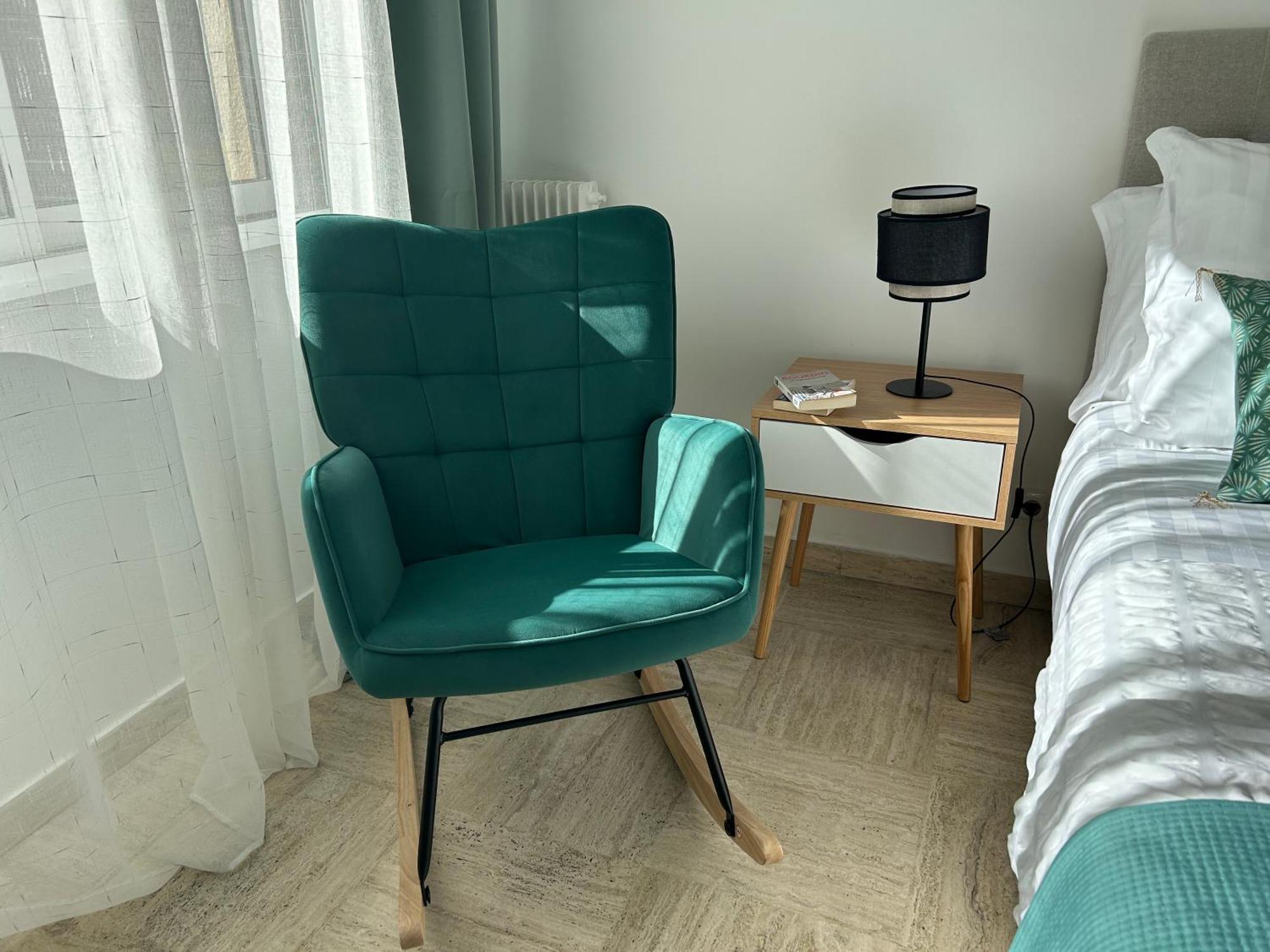 Superbe Port De Lumineux,clim , Parking Apartment