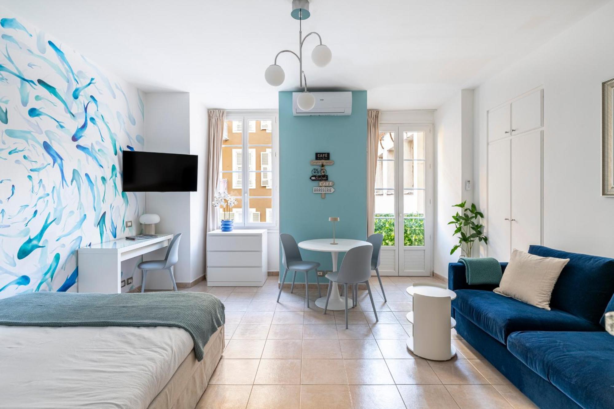 Apartment Azur - Quiet Center Location By The Sea *