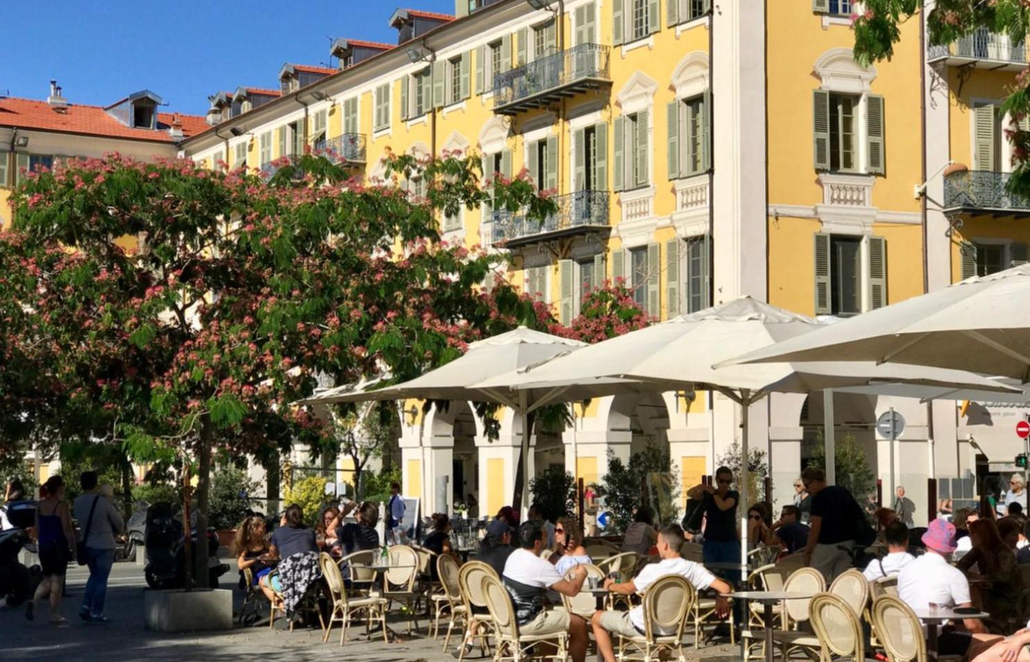 Moderne, 2 Chambres, 6 Couchages, Easy Check-in Apartment *