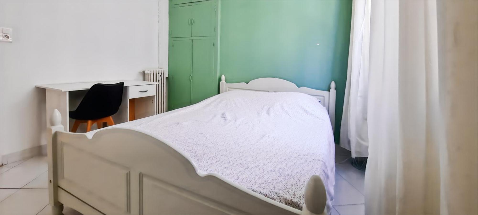 3 Pieces Hypercentre Apartment *