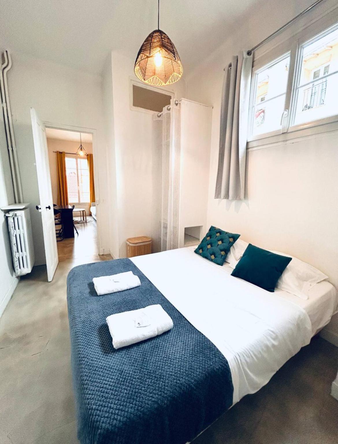 Sweet 1 Ou Sweet 2 Reservez Sweet 1 Ou Sweet 2 Ou Bien Les Deux *