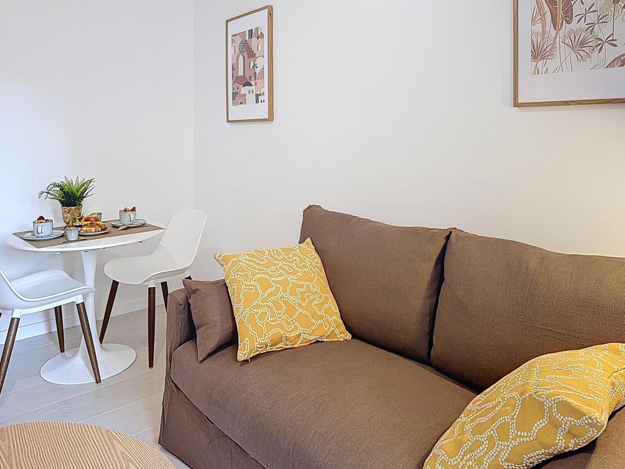 2p Neuf Avec Terrasse, Proche * Nice