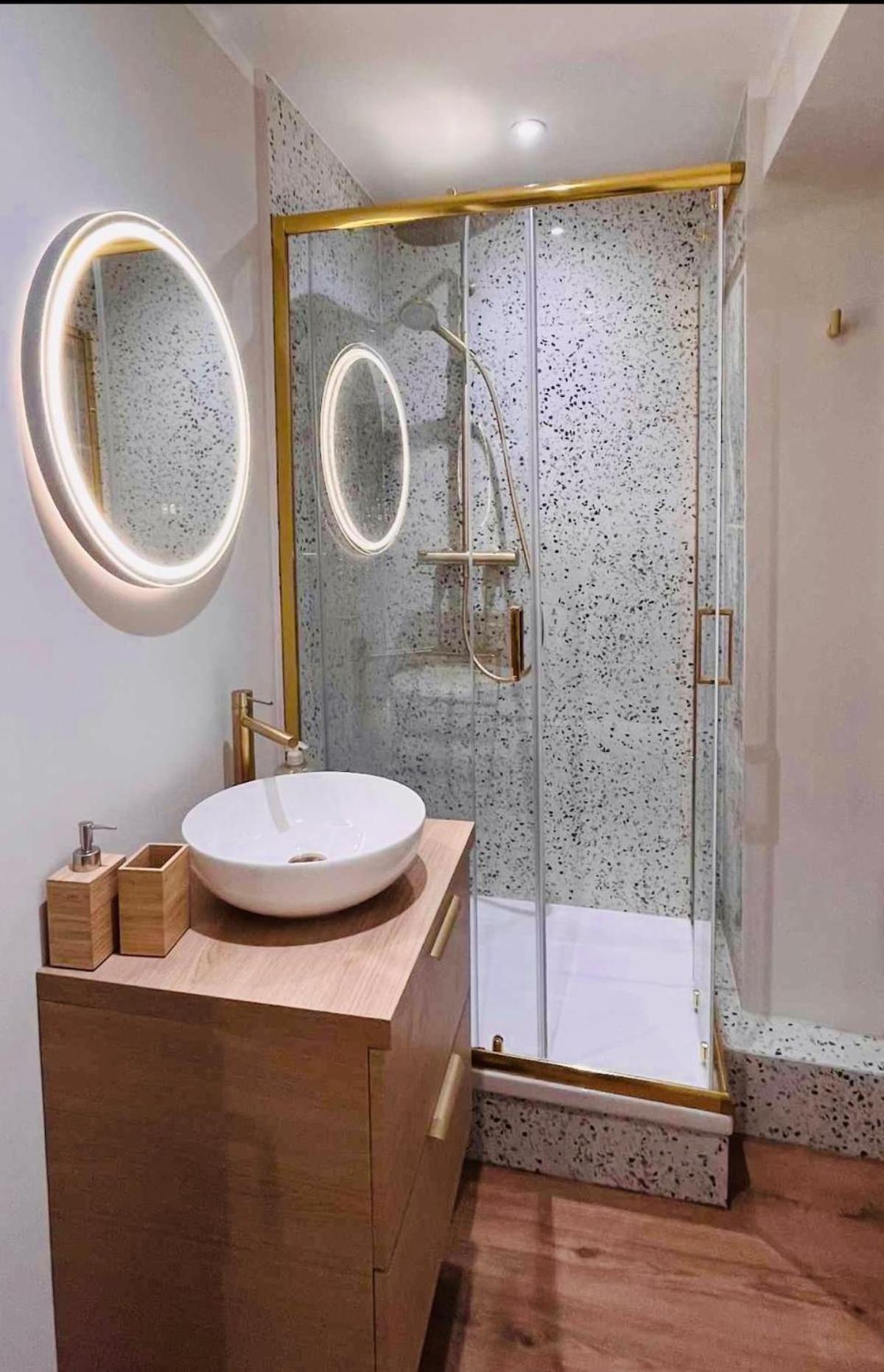 Cozy In The Heart Of - 3 To 4 People Apartment