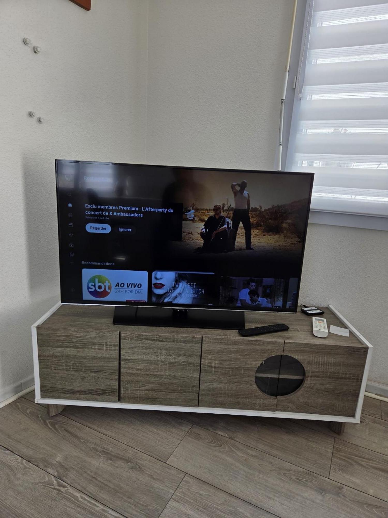 Apartment Plein Centre Climatise Et Spacieux Avec Grande Terrasse Sur Le Toit A *